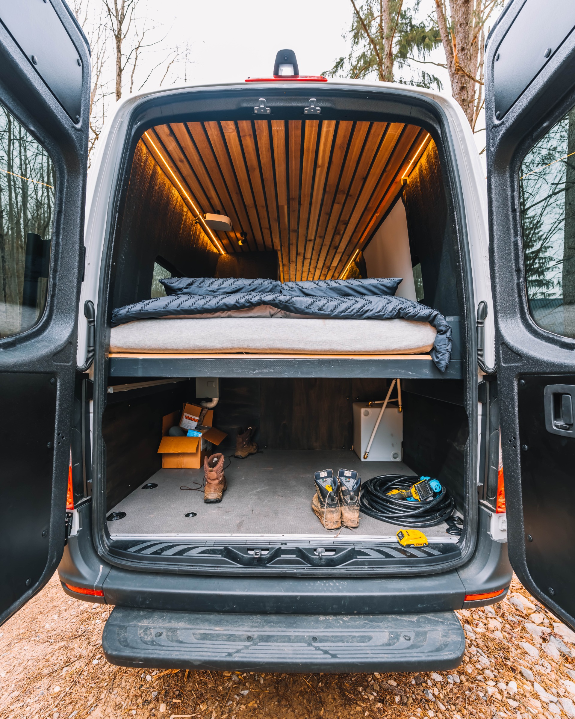 2023 Mercedes-Benz Sprinter 2500 Cargo 17