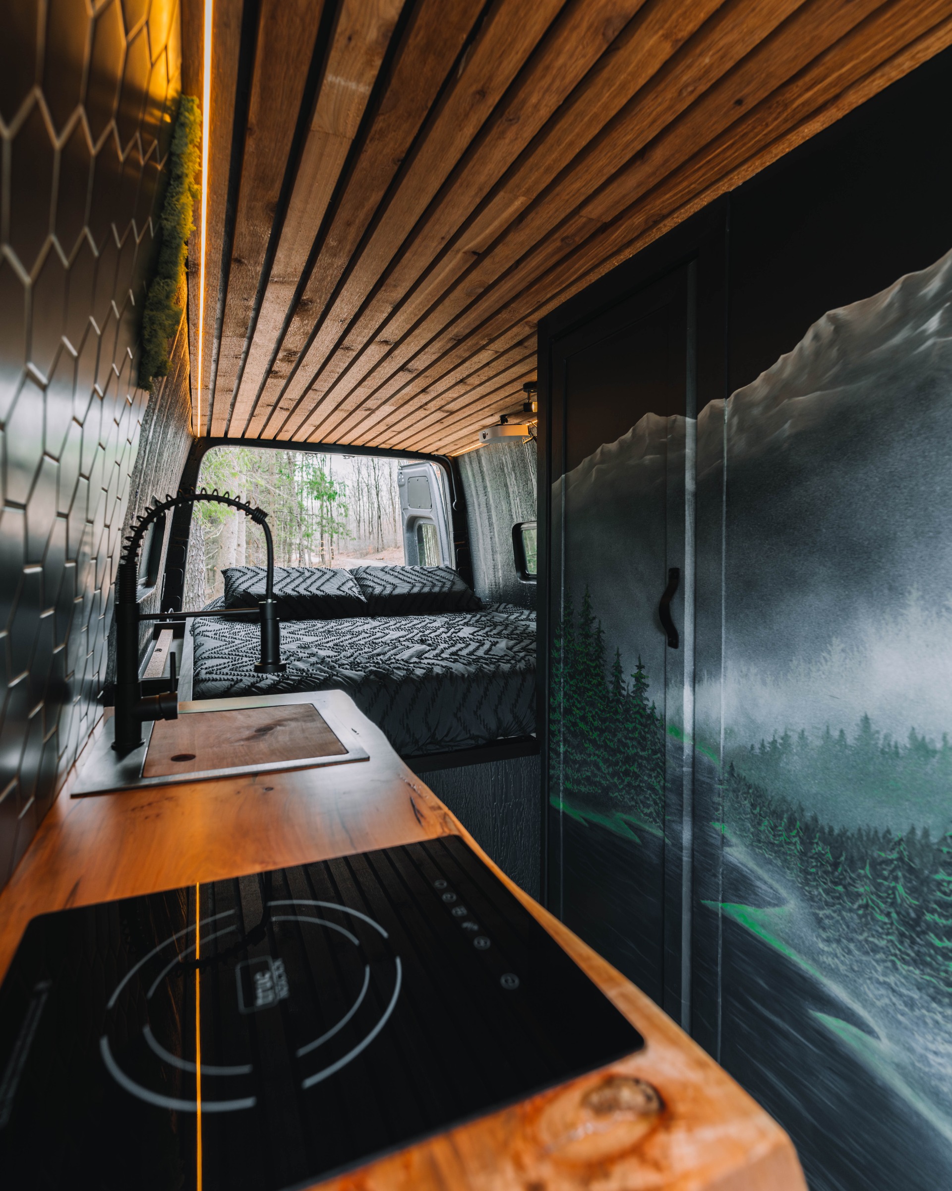2023 Mercedes-Benz Sprinter 2500 Cargo 26