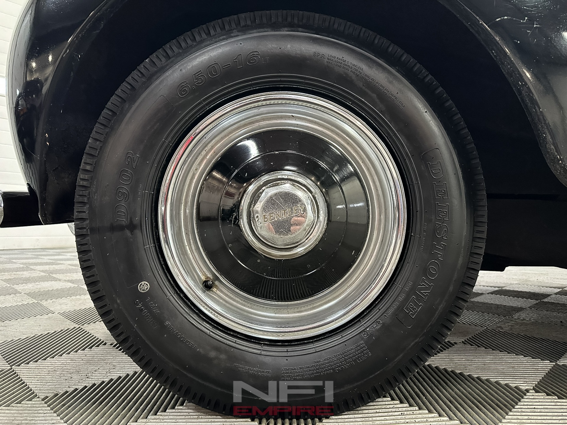1952 Bentley Mark VI 12