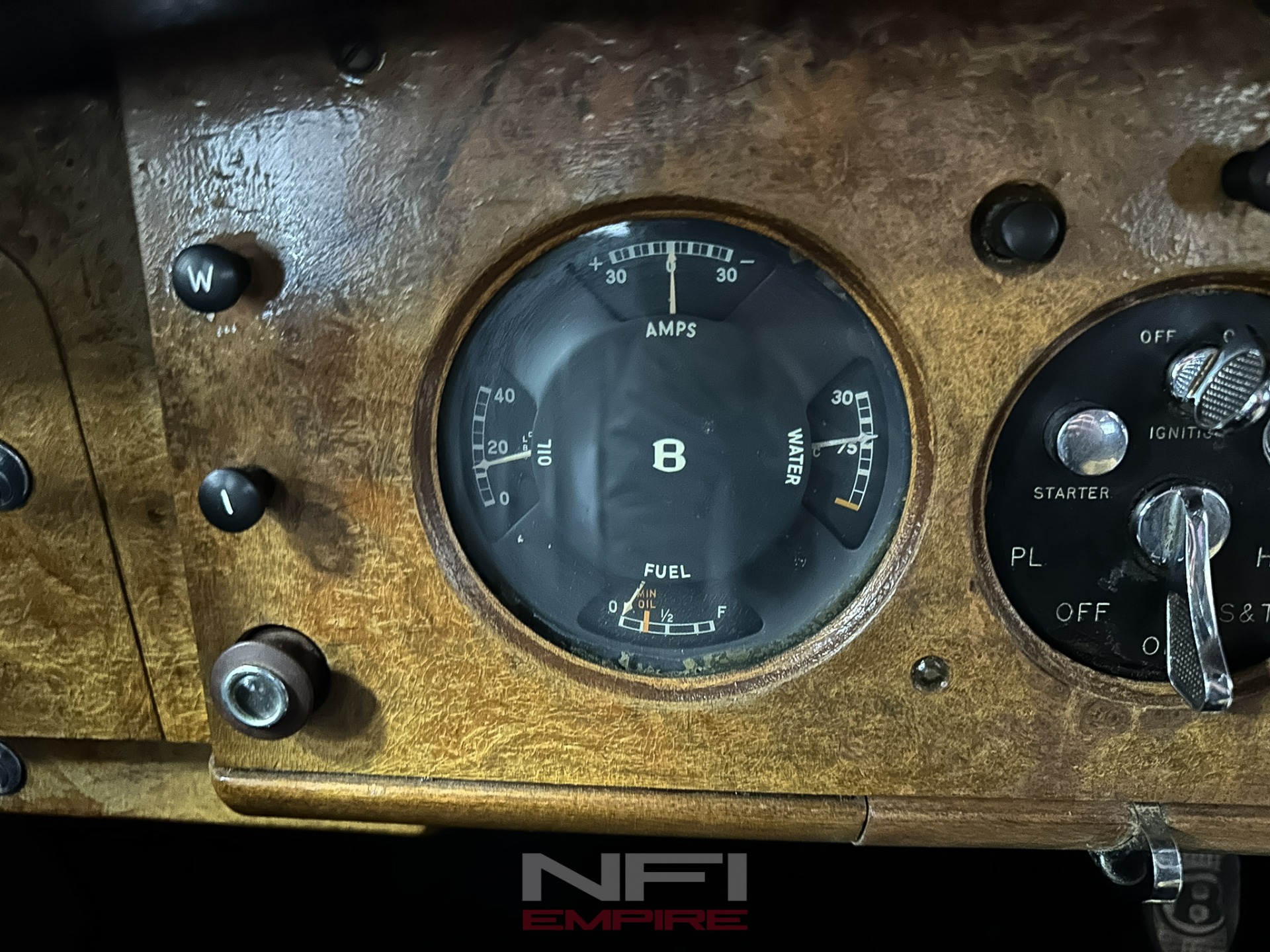 1952 Bentley Mark VI 28
