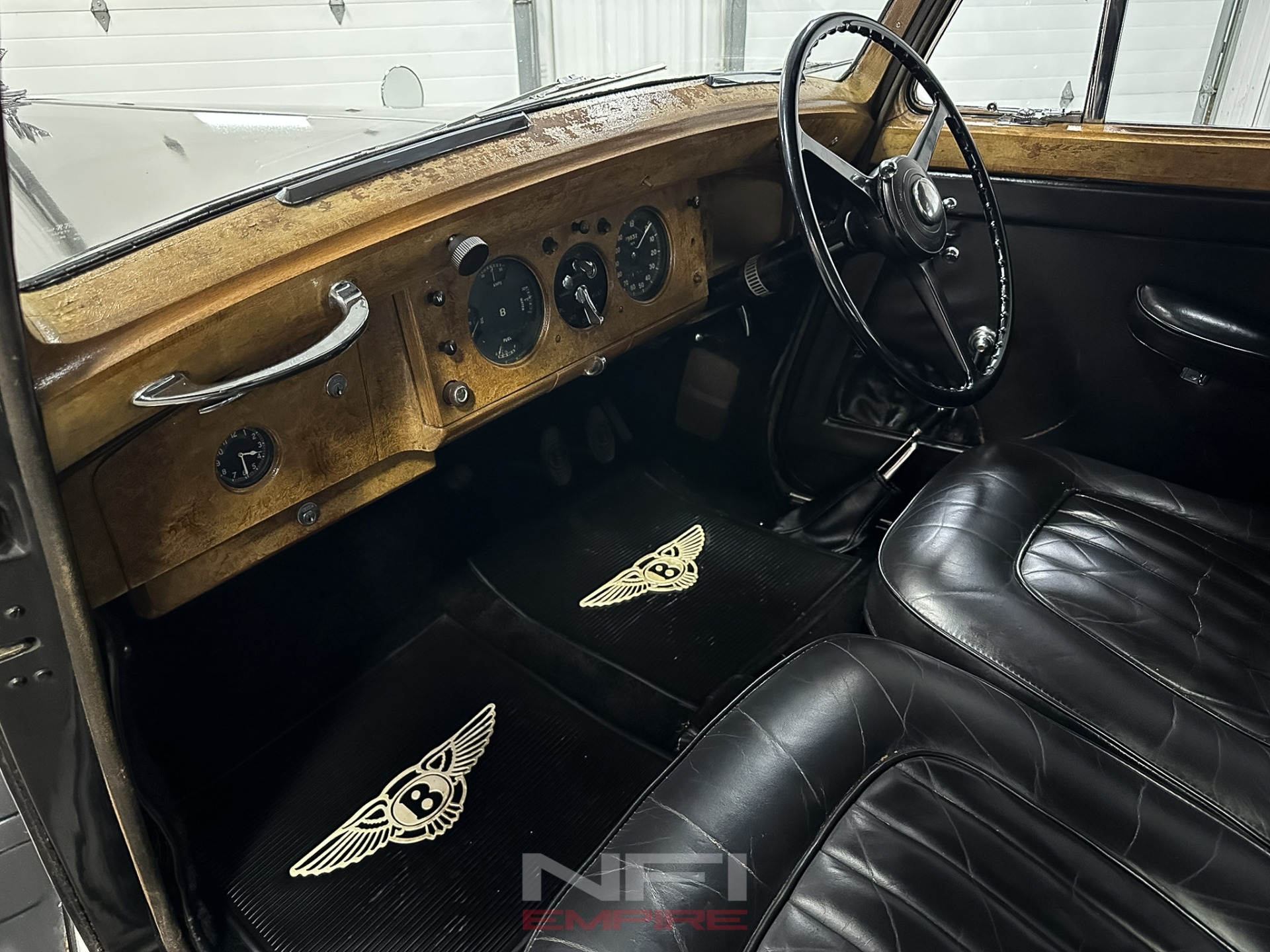1952 Bentley Mark VI 32
