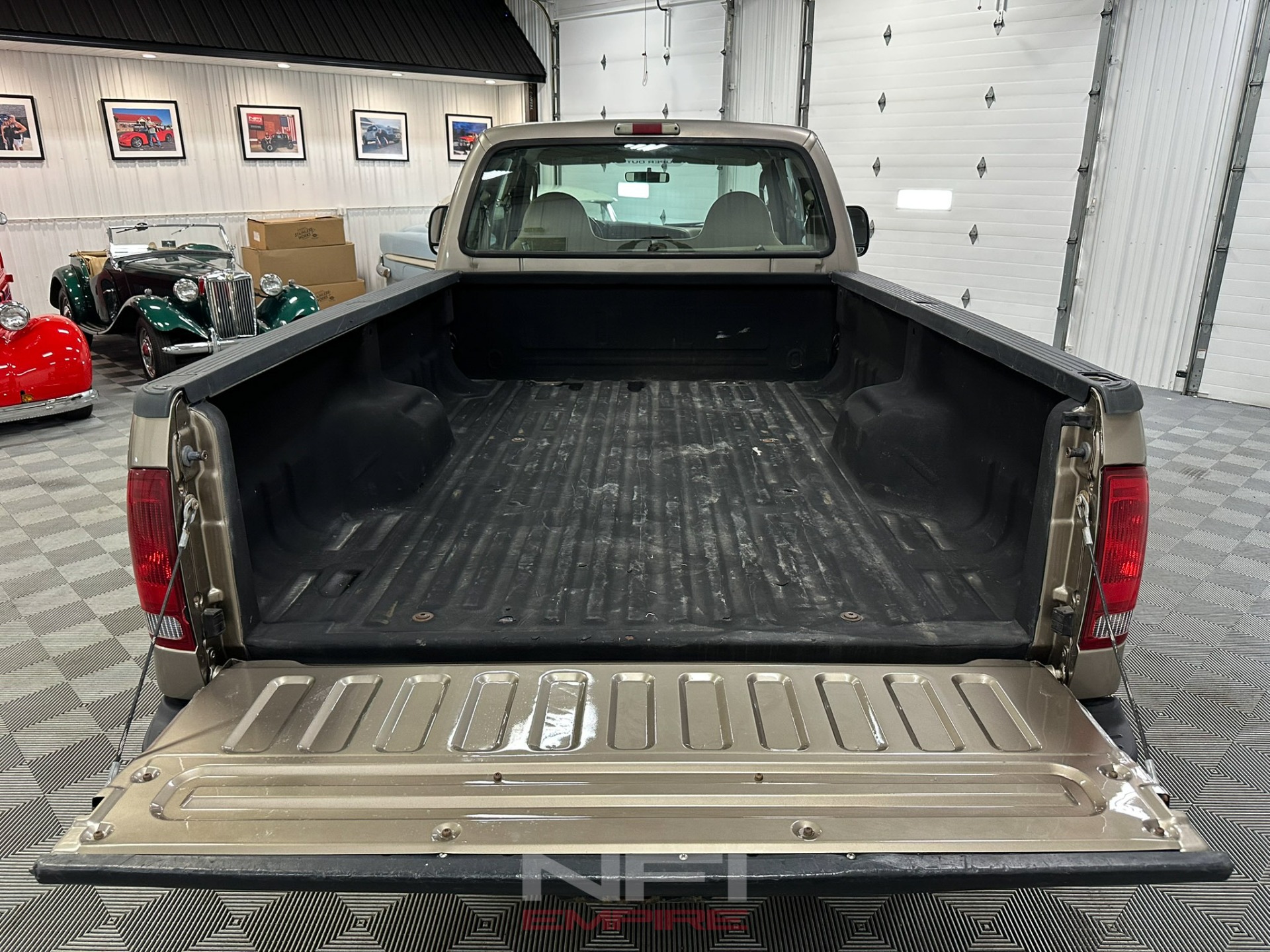 2005 Ford F350 Super Duty Super Cab 45
