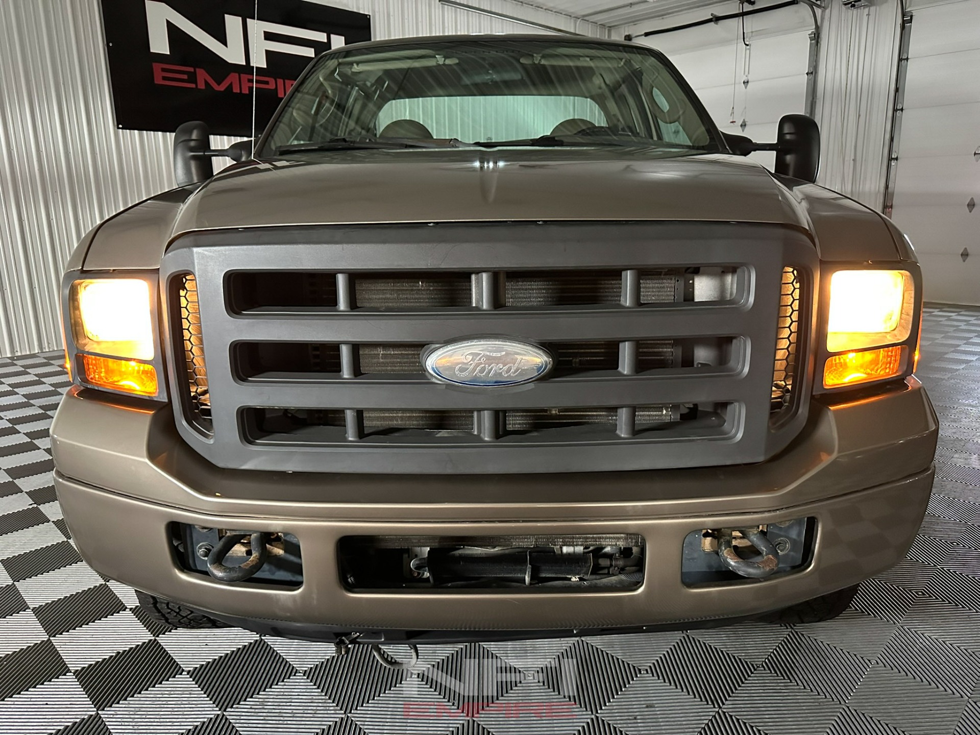 2005 Ford F350 Super Duty Super Cab 52