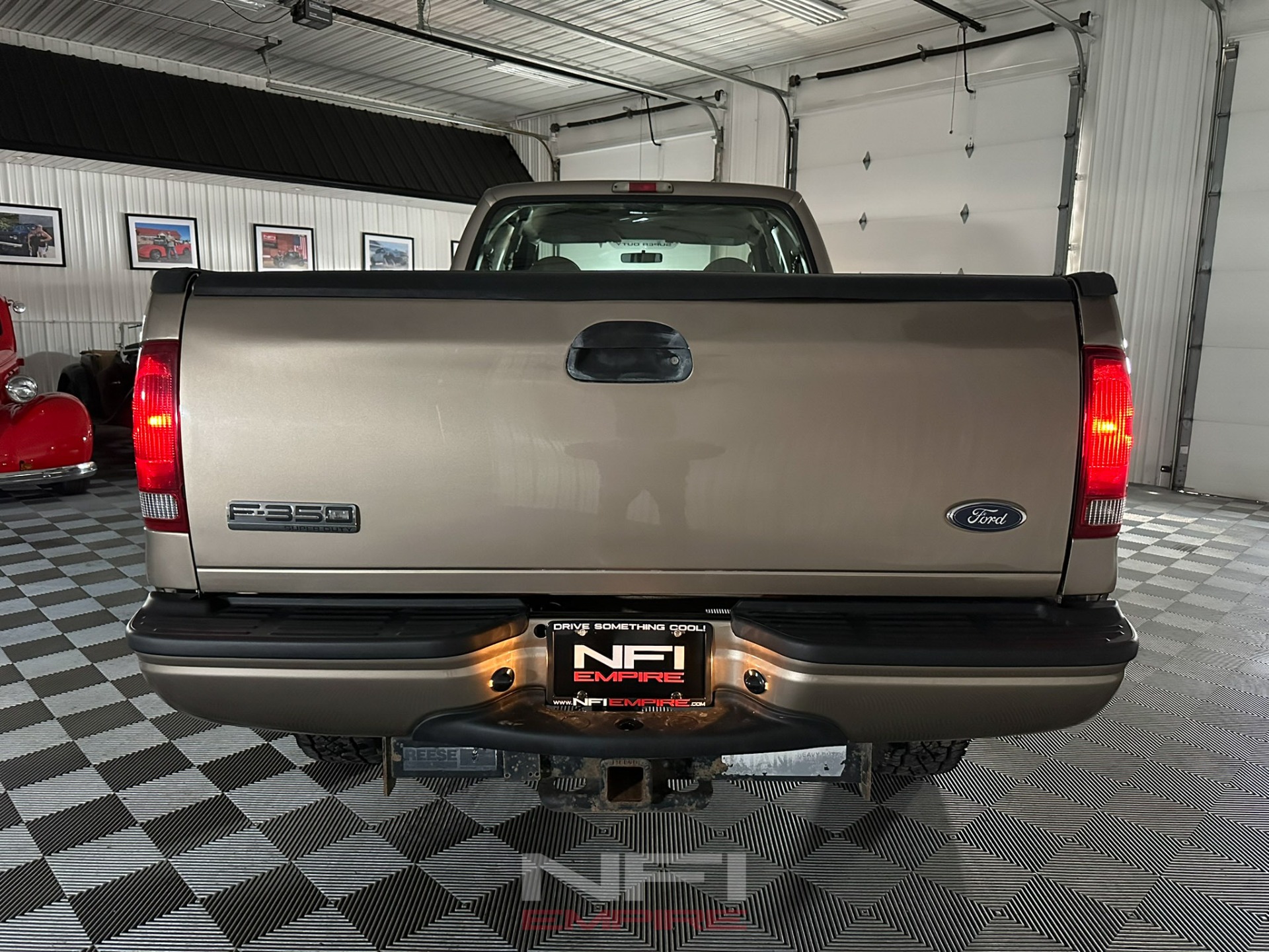 2005 Ford F350 Super Duty Super Cab 53