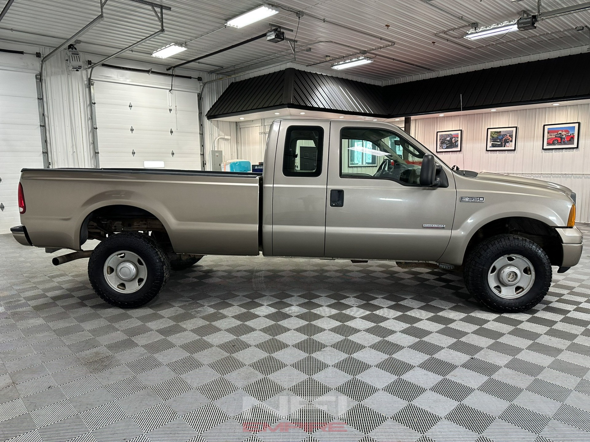 2005 Ford F350 Super Duty Super Cab 7