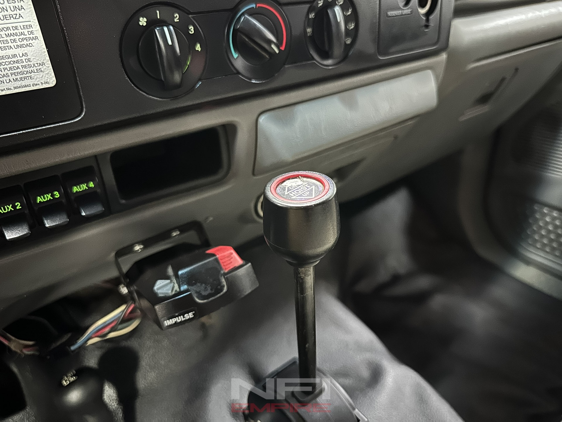 2005 Ford F450 Super Duty Regular Cab & Chassis 33