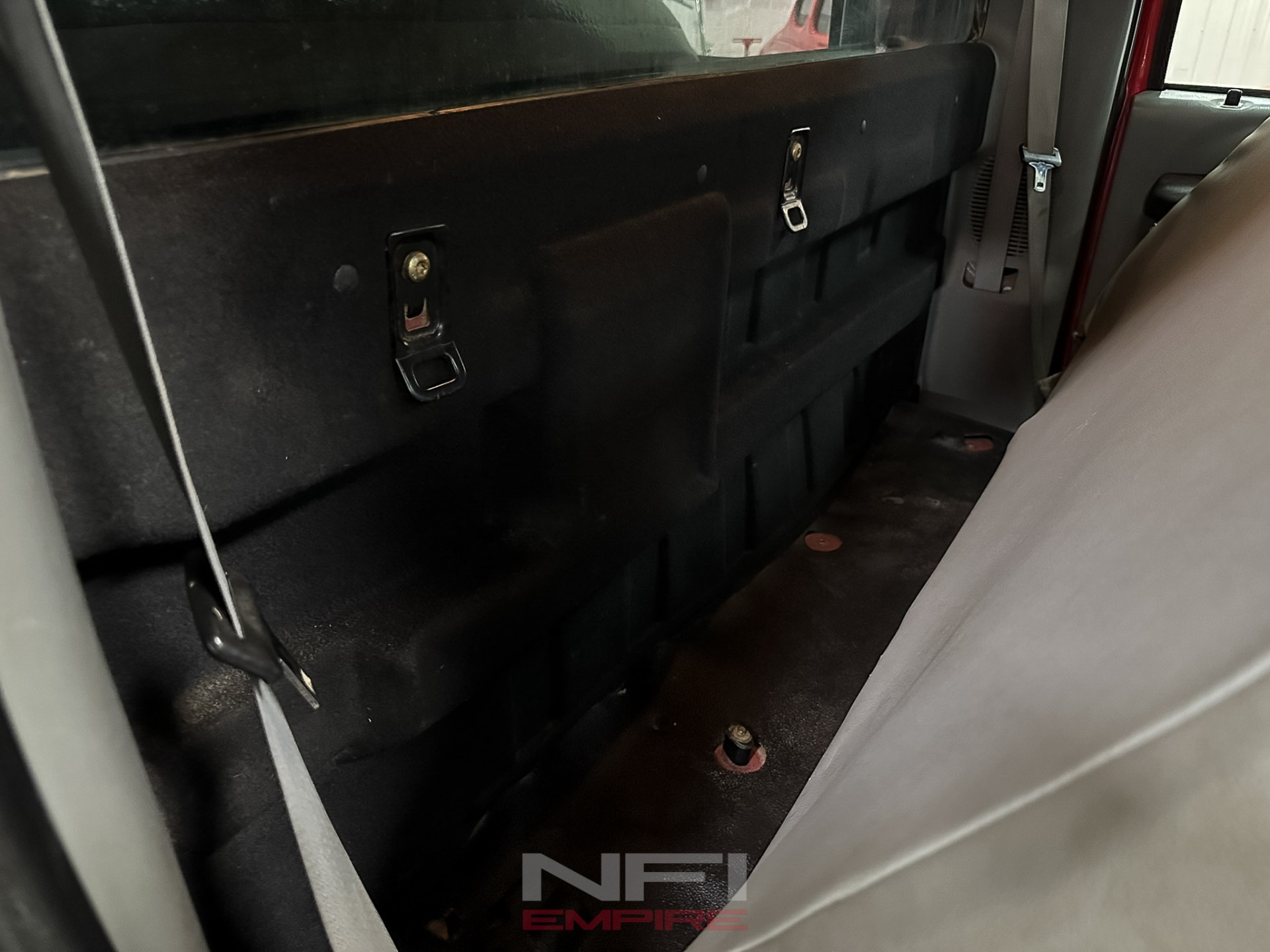 2005 Ford F450 Super Duty Regular Cab & Chassis 40