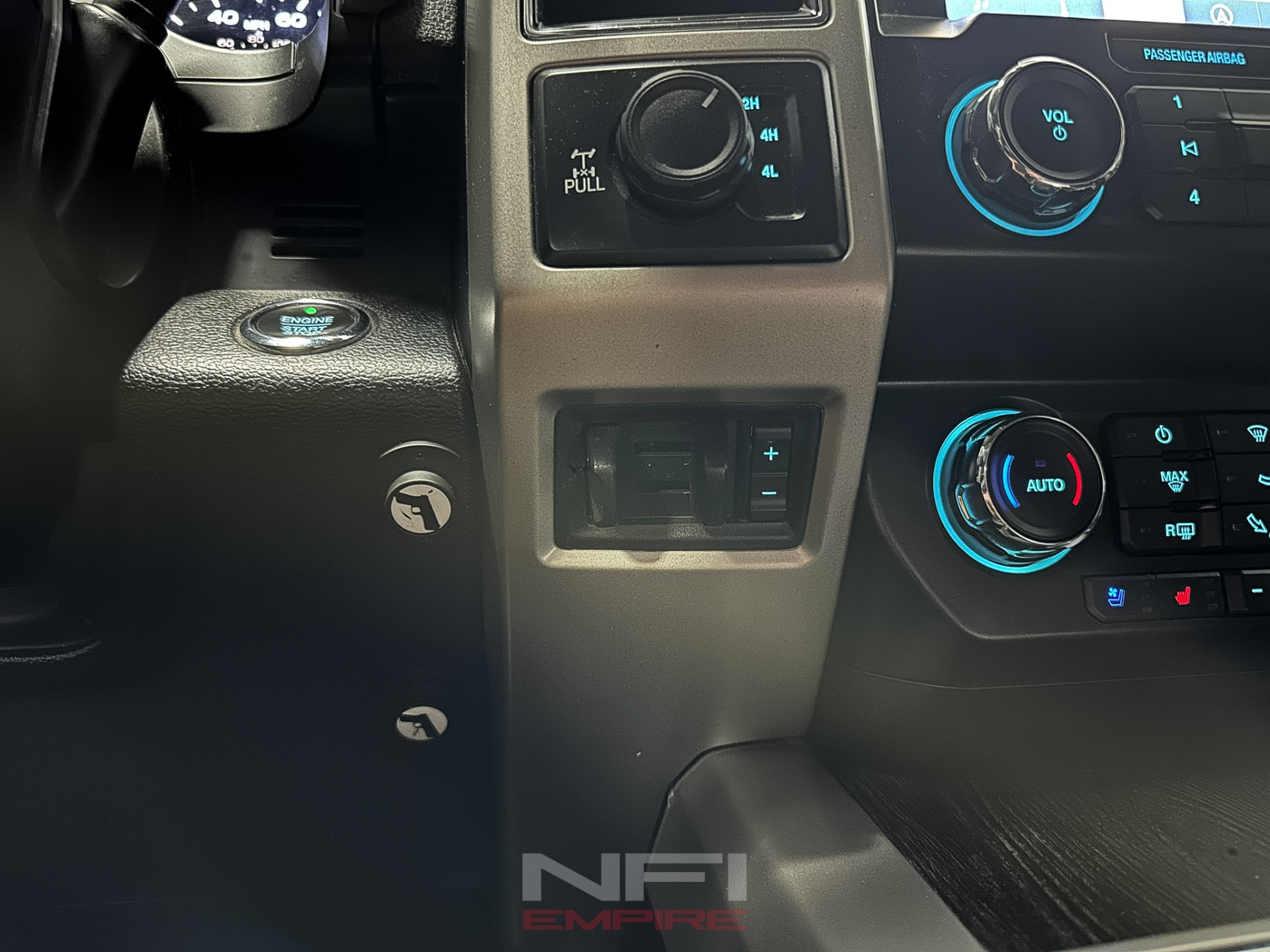 2020 Ford F250 Super Duty Crew Cab 31