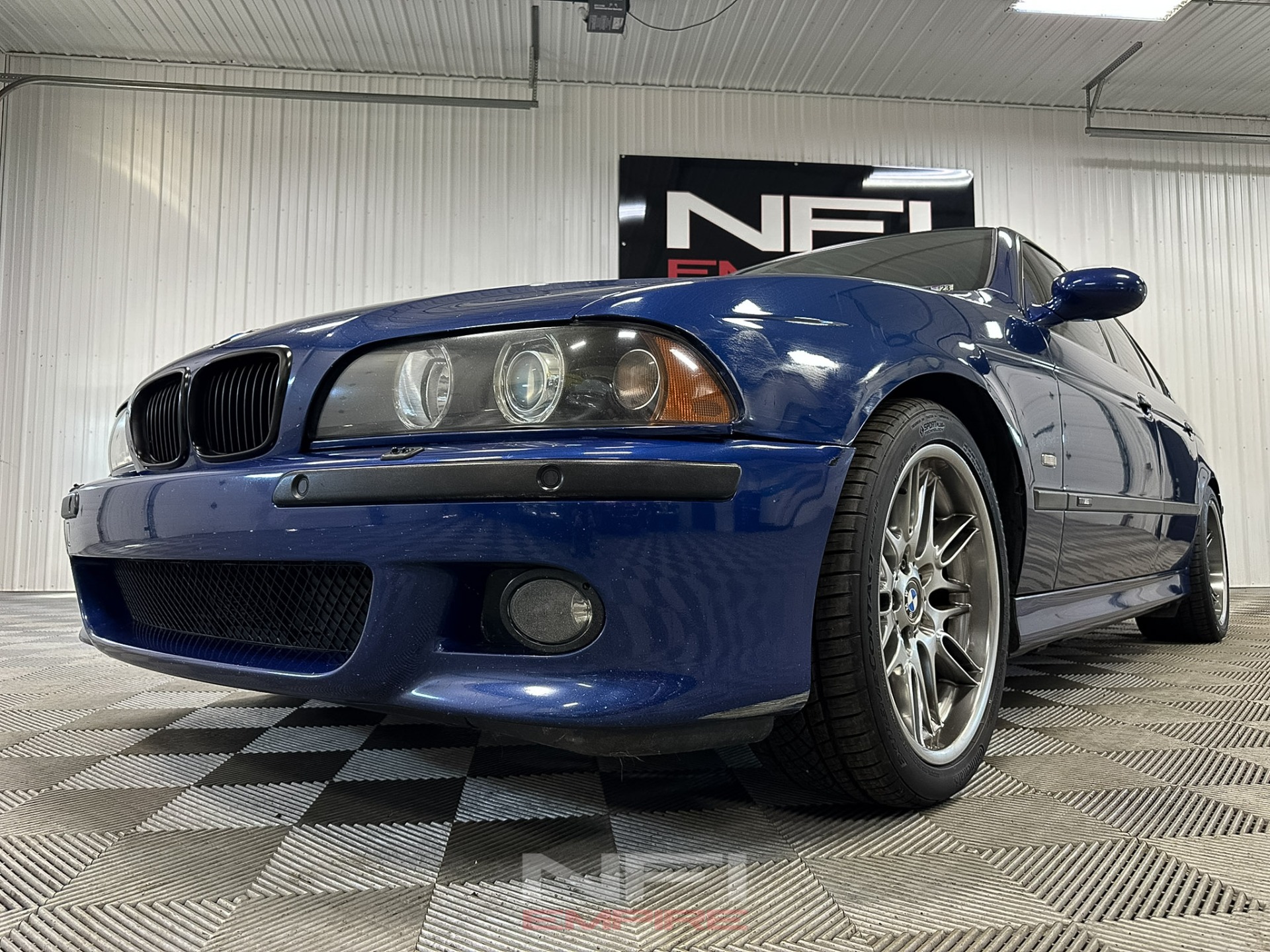 2002 BMW M5 13