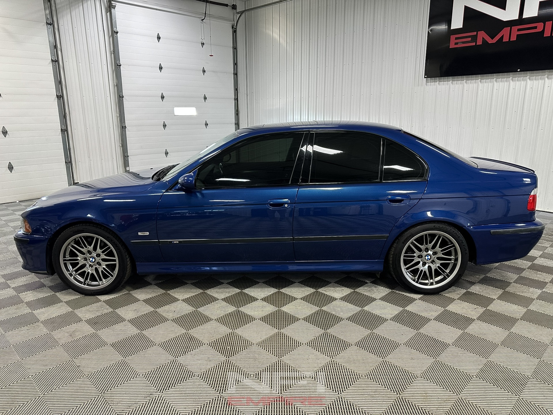 2002 BMW M5 2