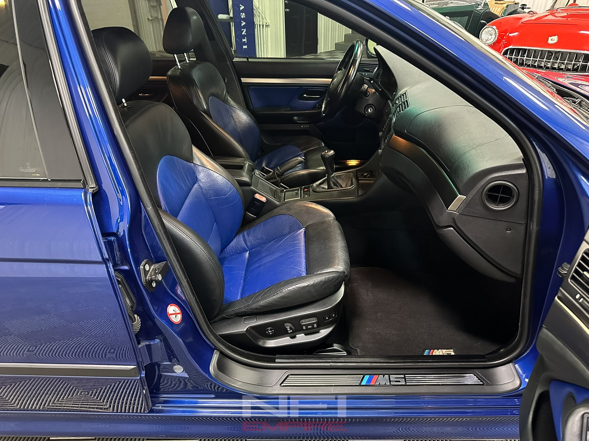 2002 BMW M5 44