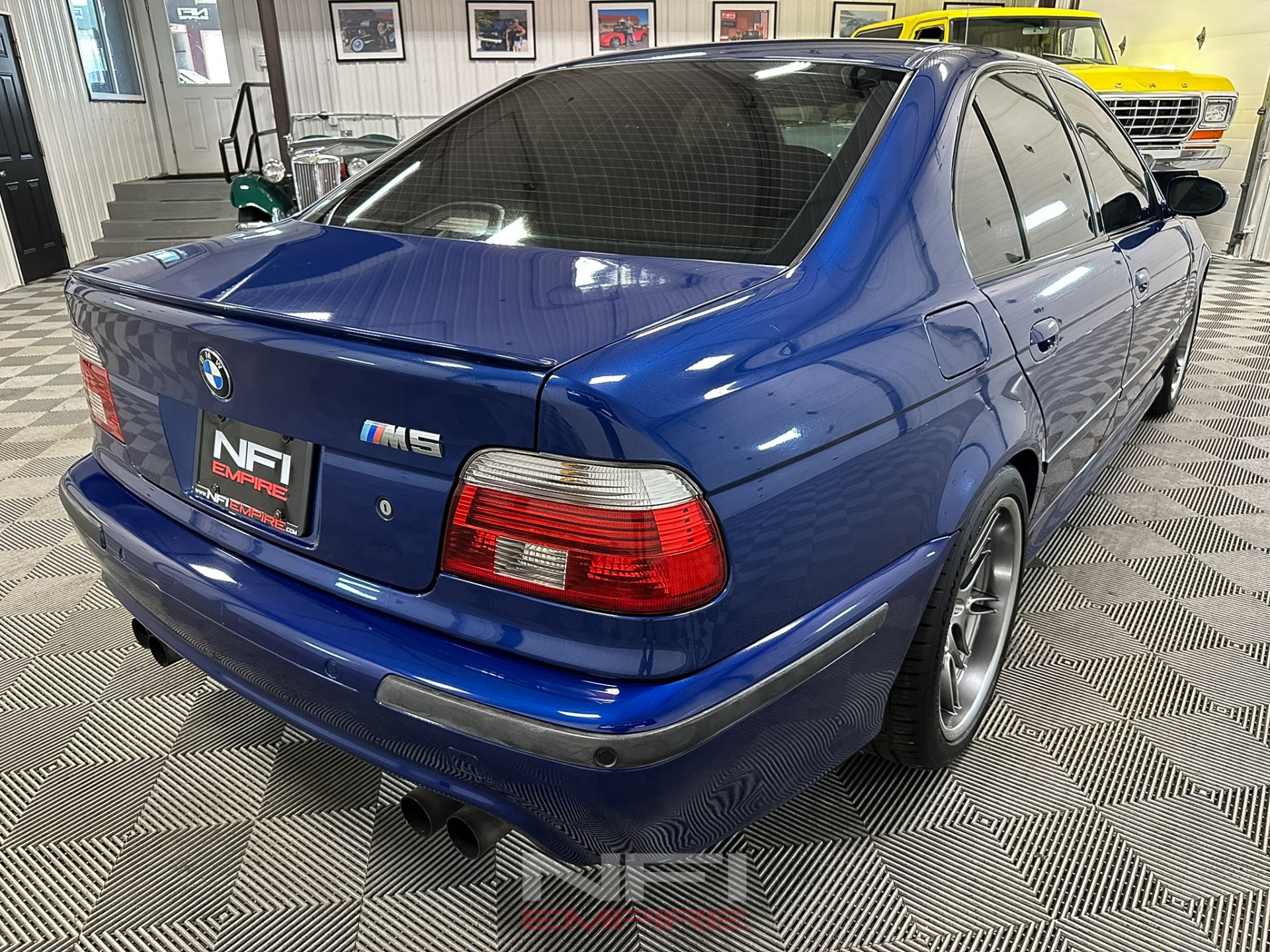 2002 BMW M5 8