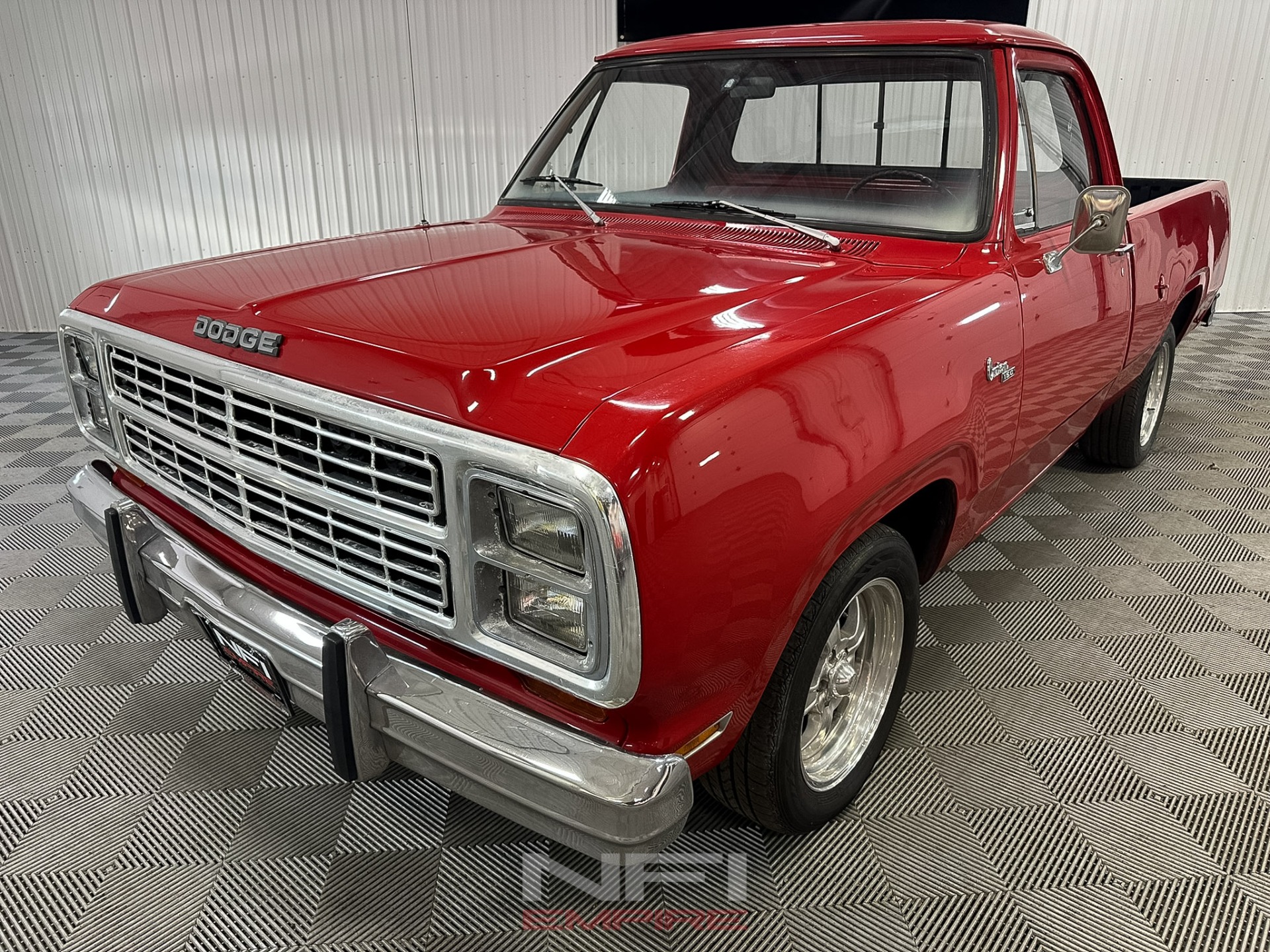 1980 Dodge D-150 3