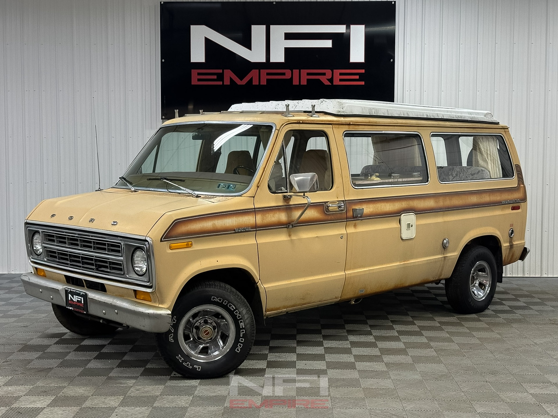 1977 Ford E150 Econoline 1