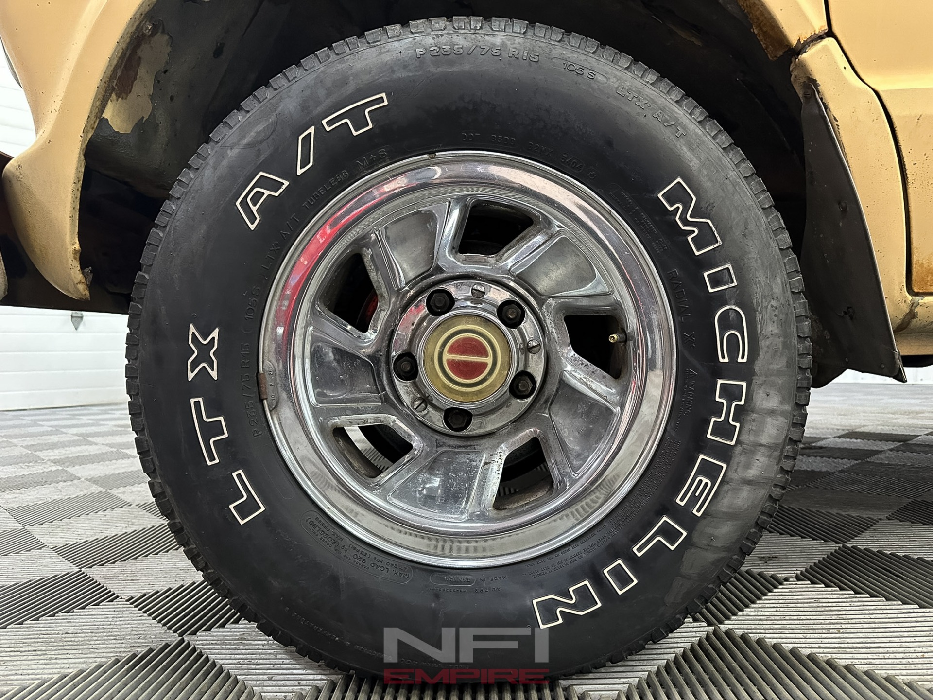 1977 Ford E150 Econoline 12