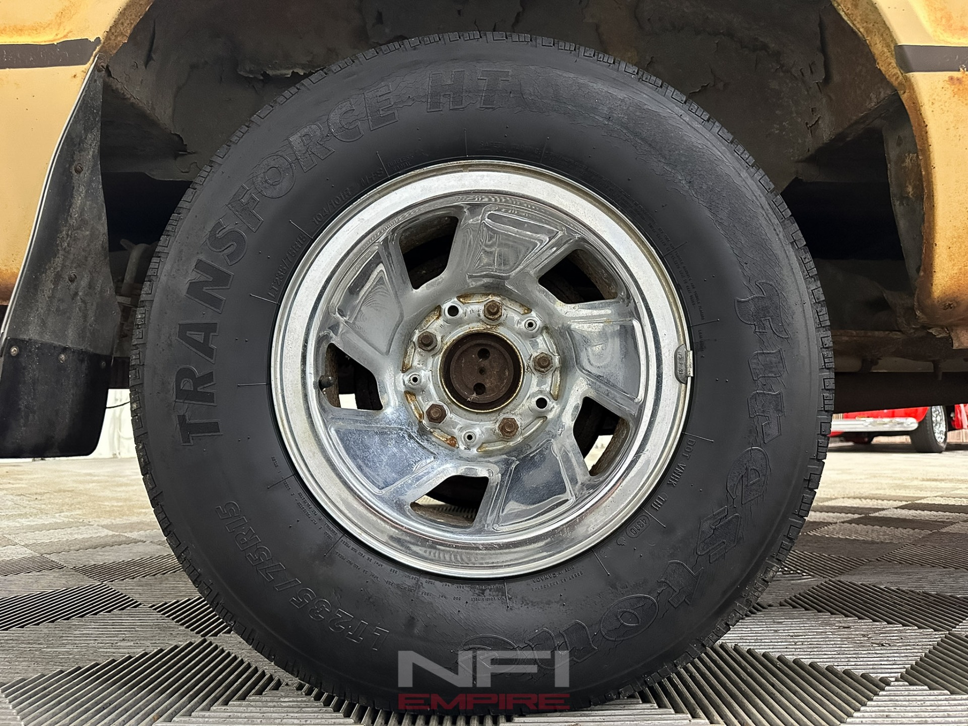 1977 Ford E150 Econoline 18
