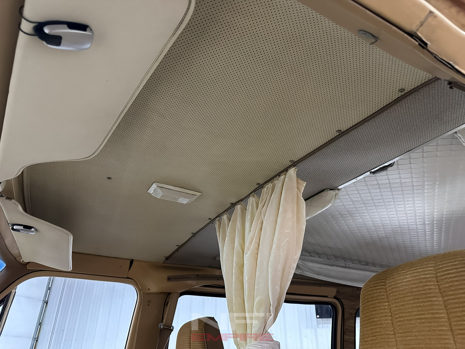 1977 Ford E150 Econoline 34