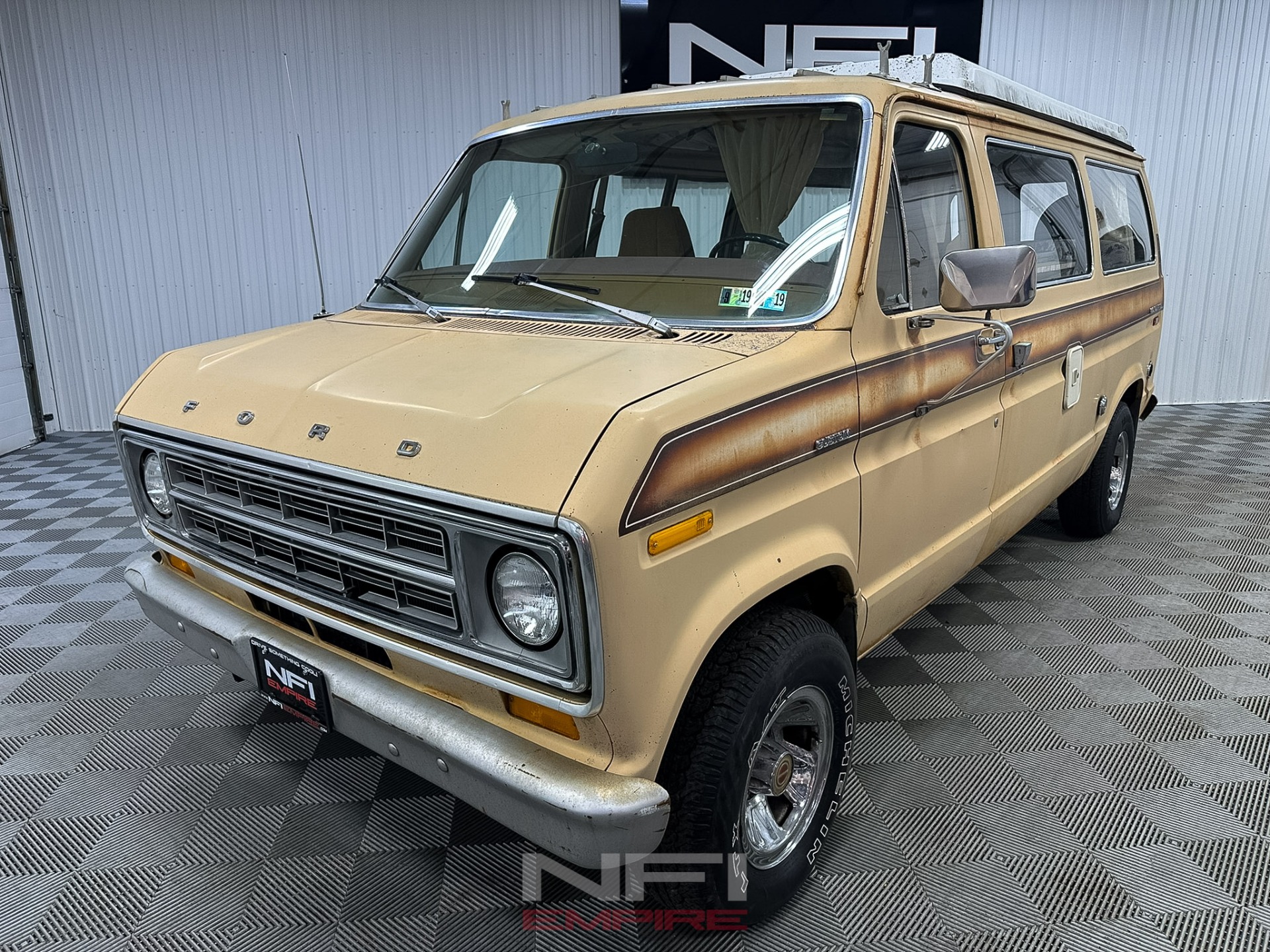 1977 Ford E150 Econoline 3