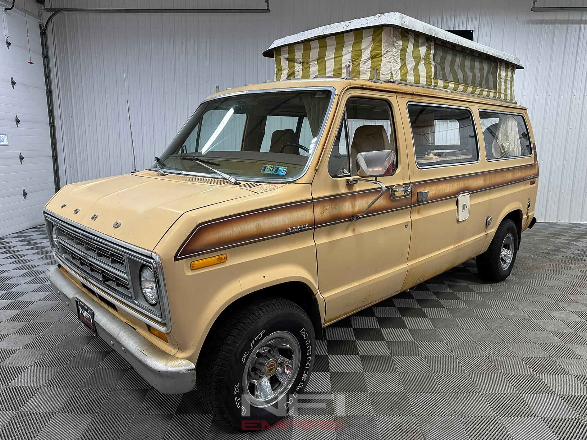 1977 Ford E150 Econoline 48