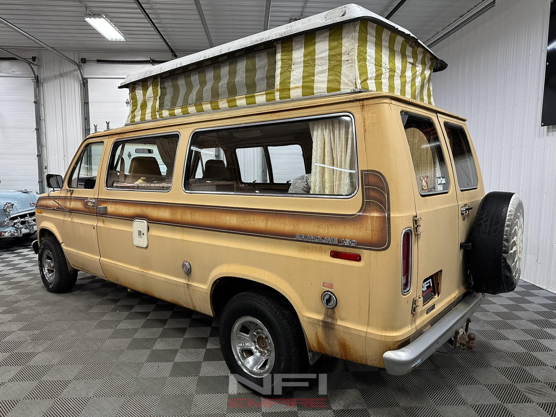 1977 Ford E150 Econoline 50