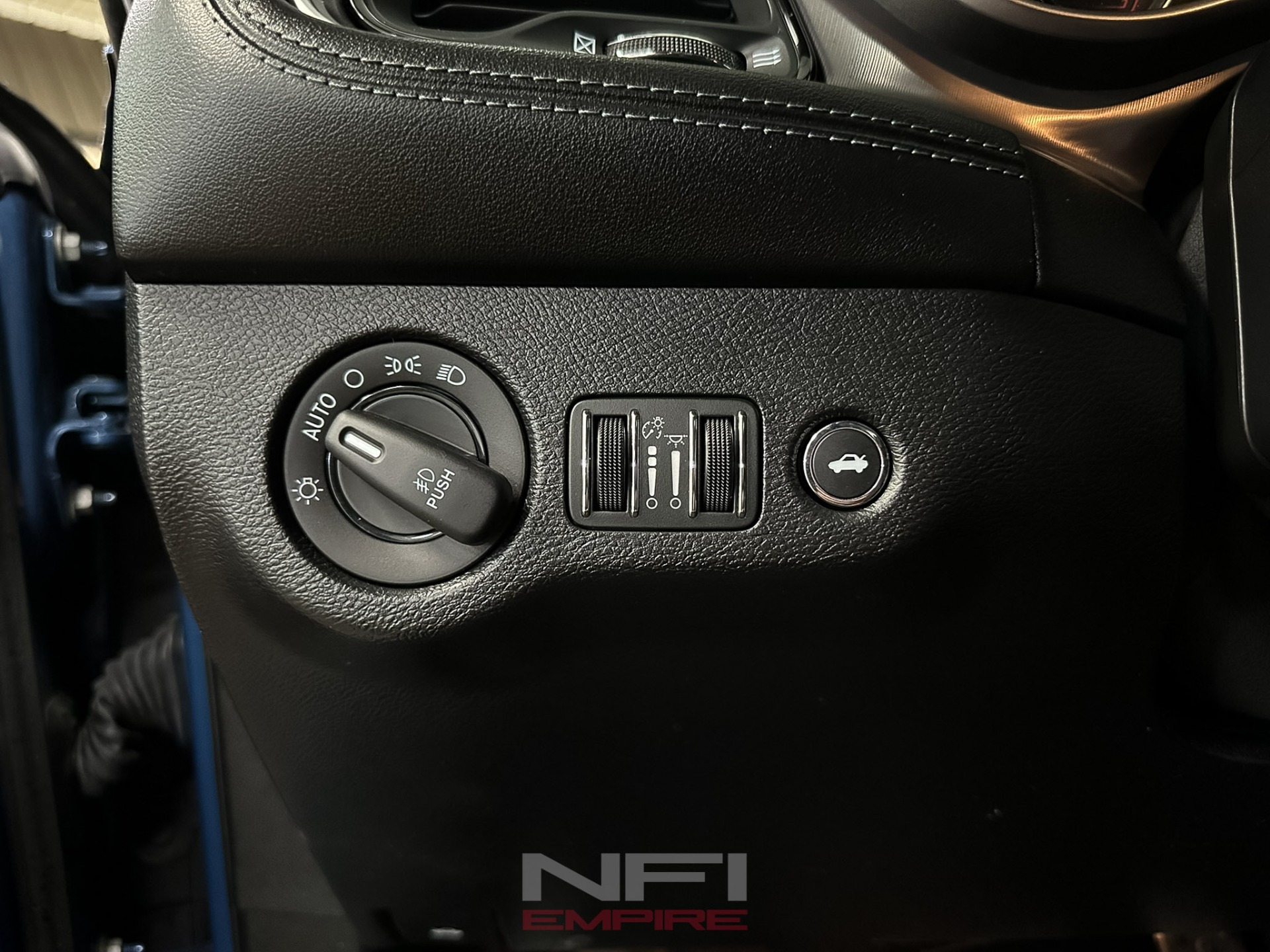 2021 Dodge Challenger 34