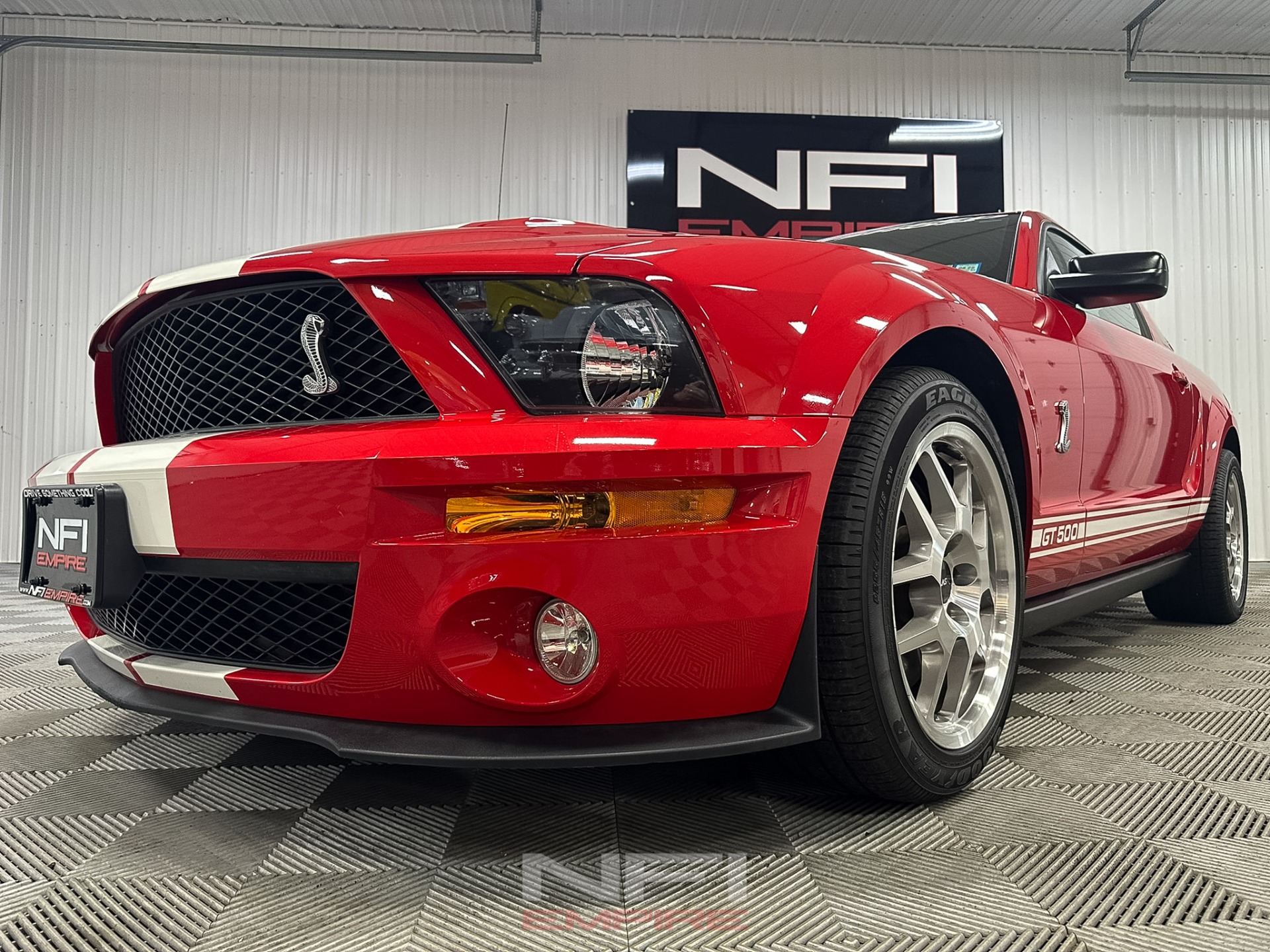 2007 Ford Mustang 13