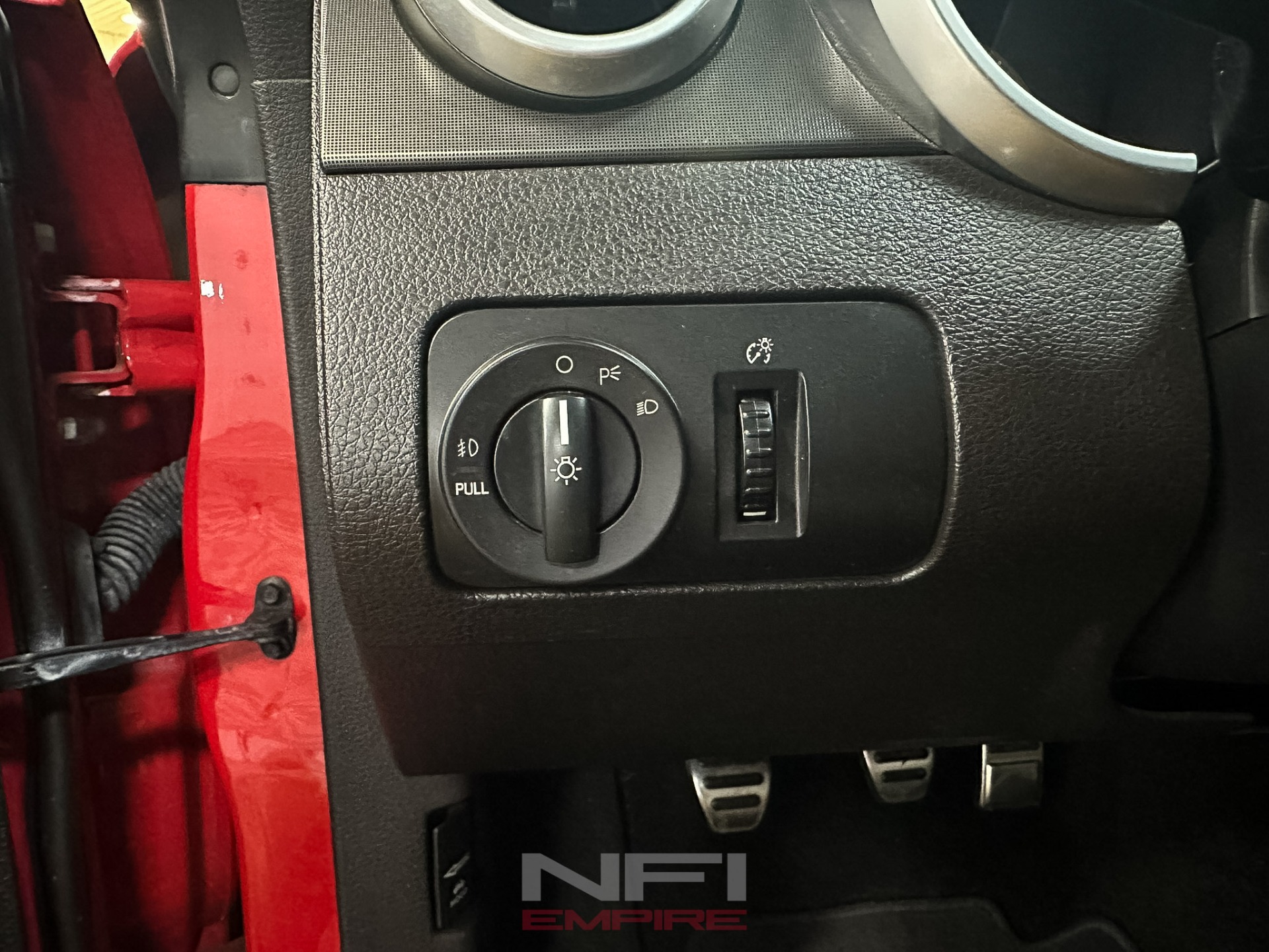 2007 Ford Mustang 31