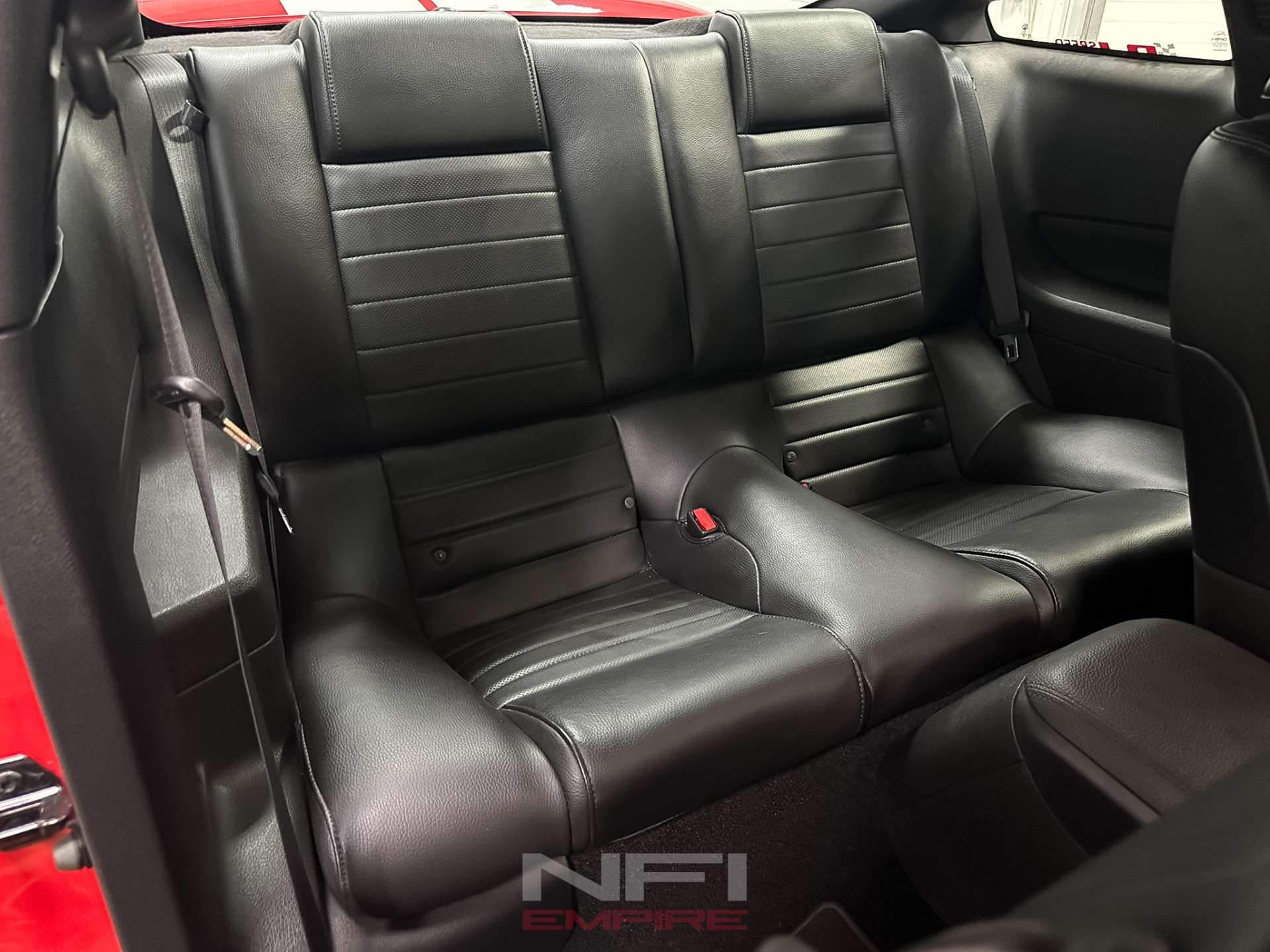 2007 Ford Mustang 39