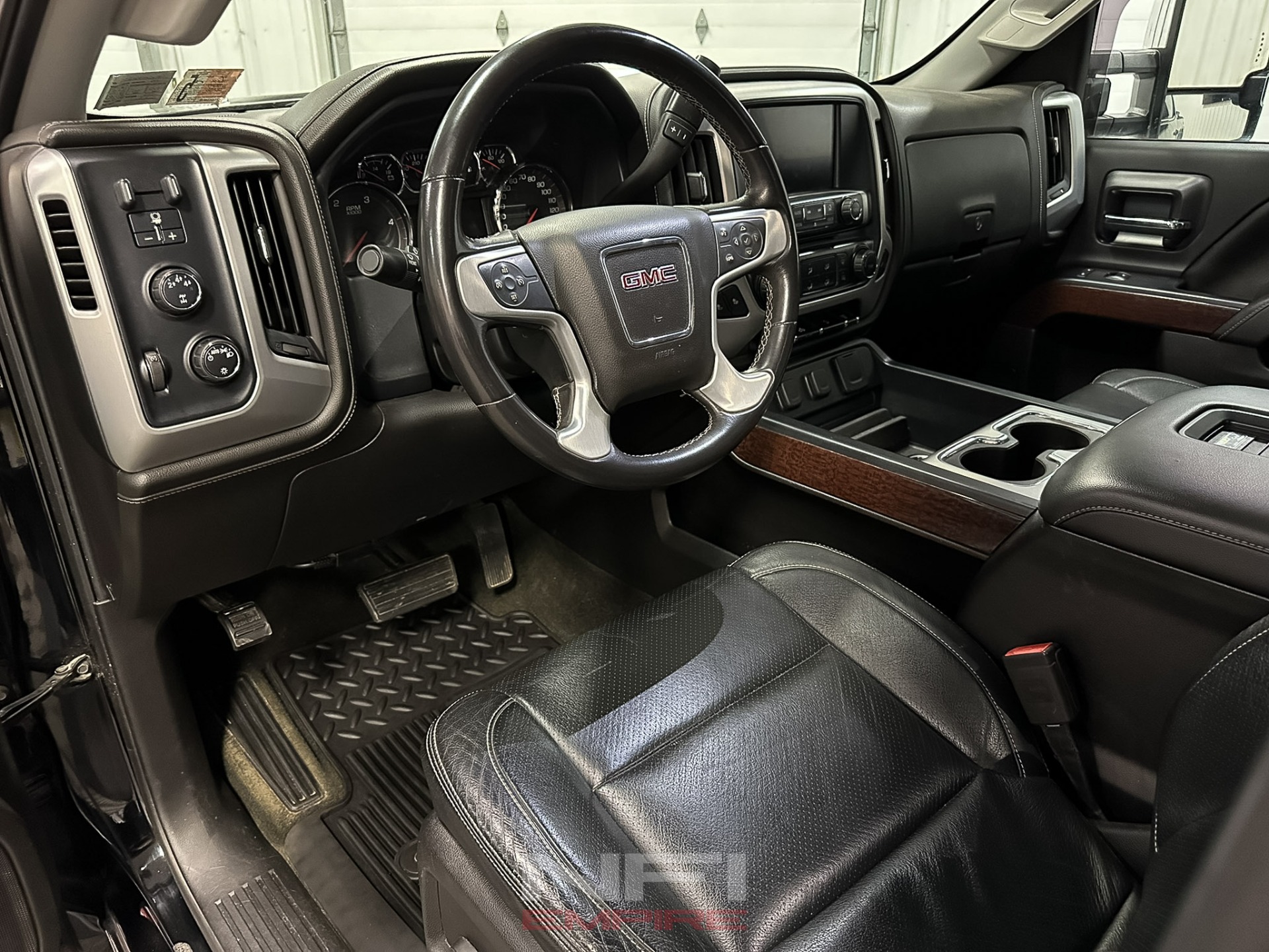 2016 GMC Sierra 2500 HD Crew Cab 28