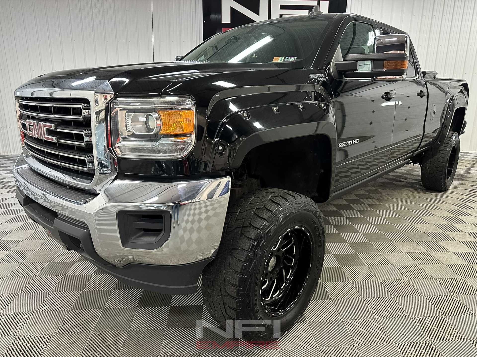 2016 GMC Sierra 2500 HD Crew Cab 3