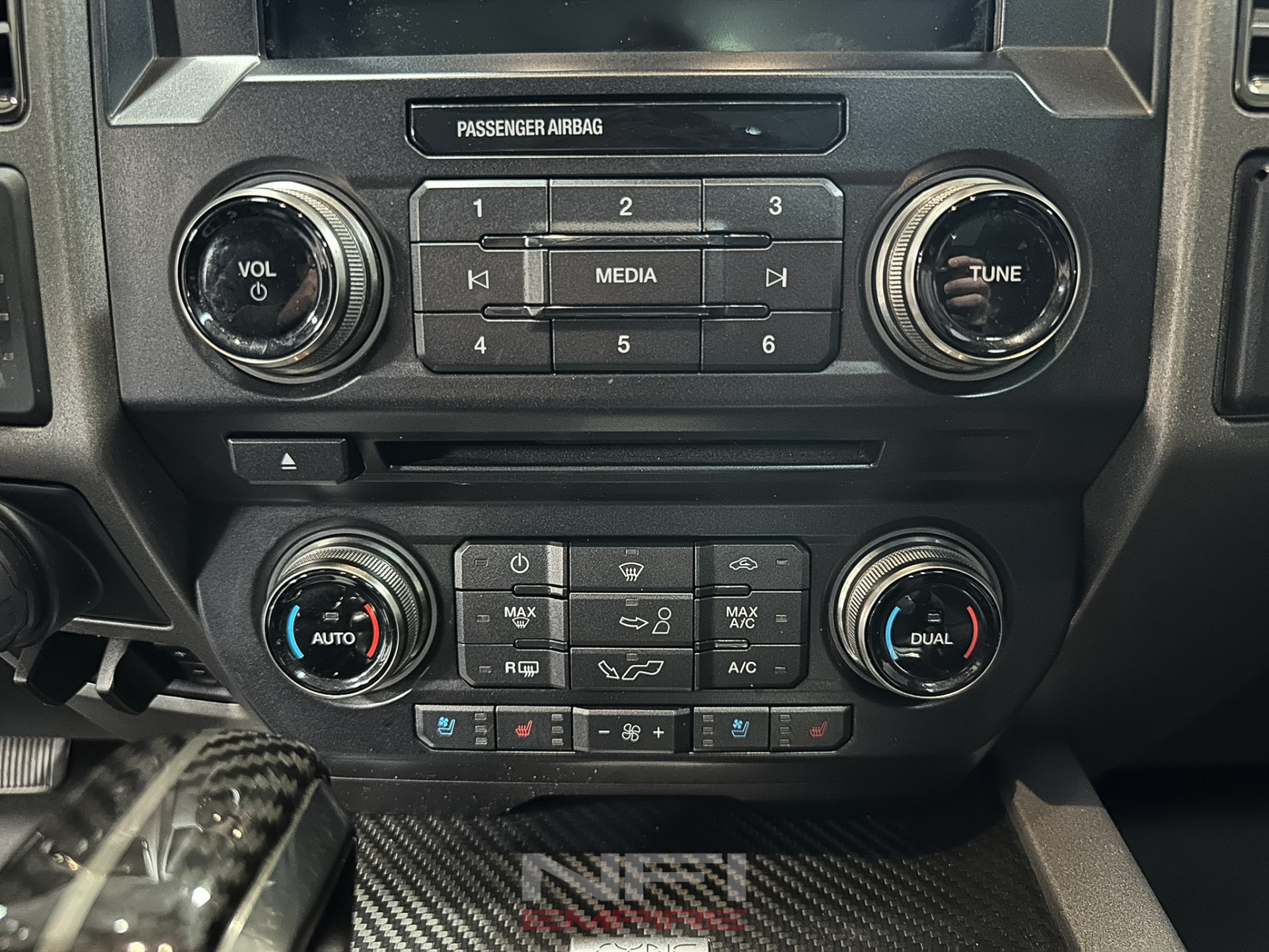 2018 Ford F150 SuperCrew Cab 26