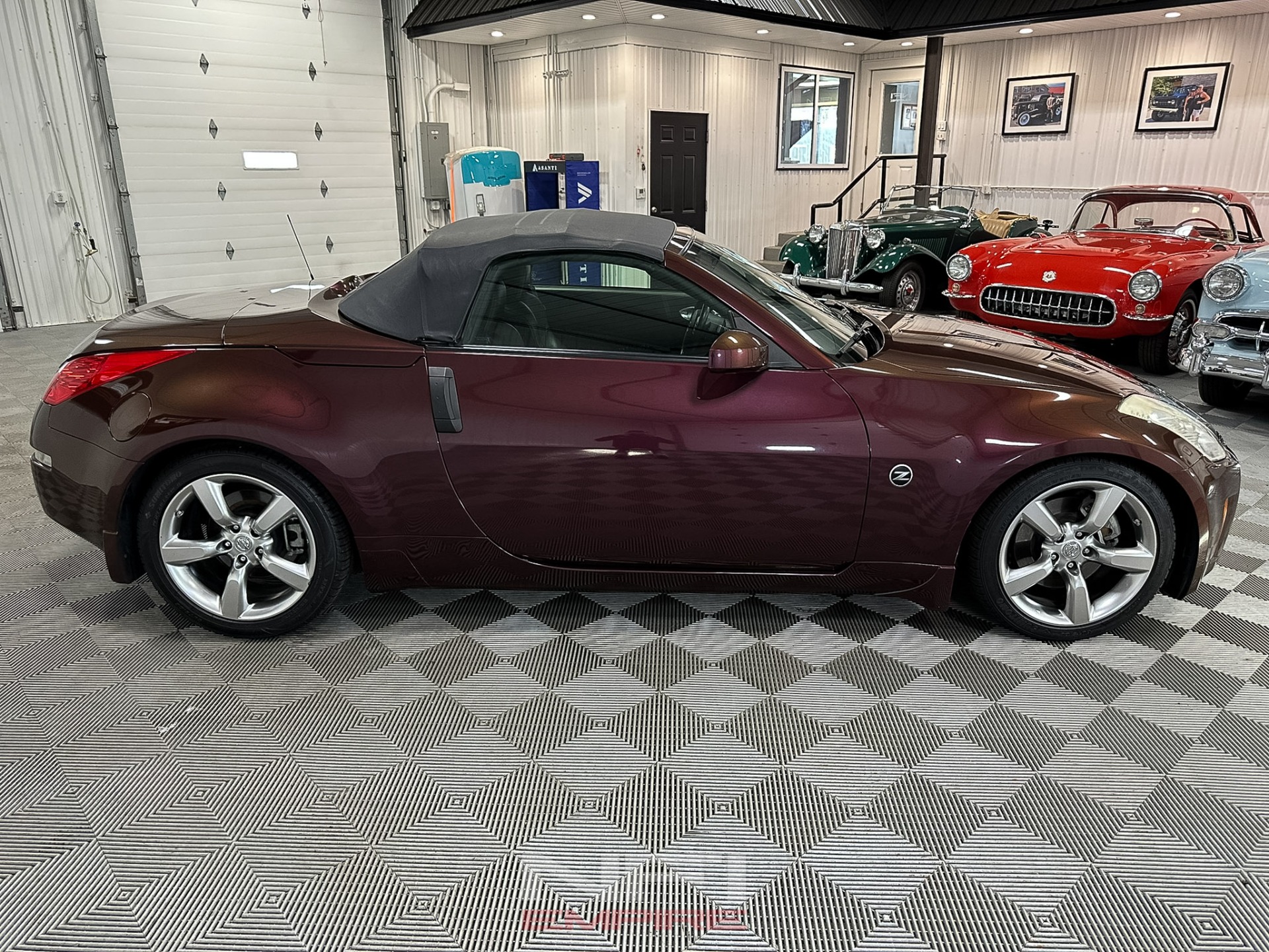2006 Nissan 350Z 13