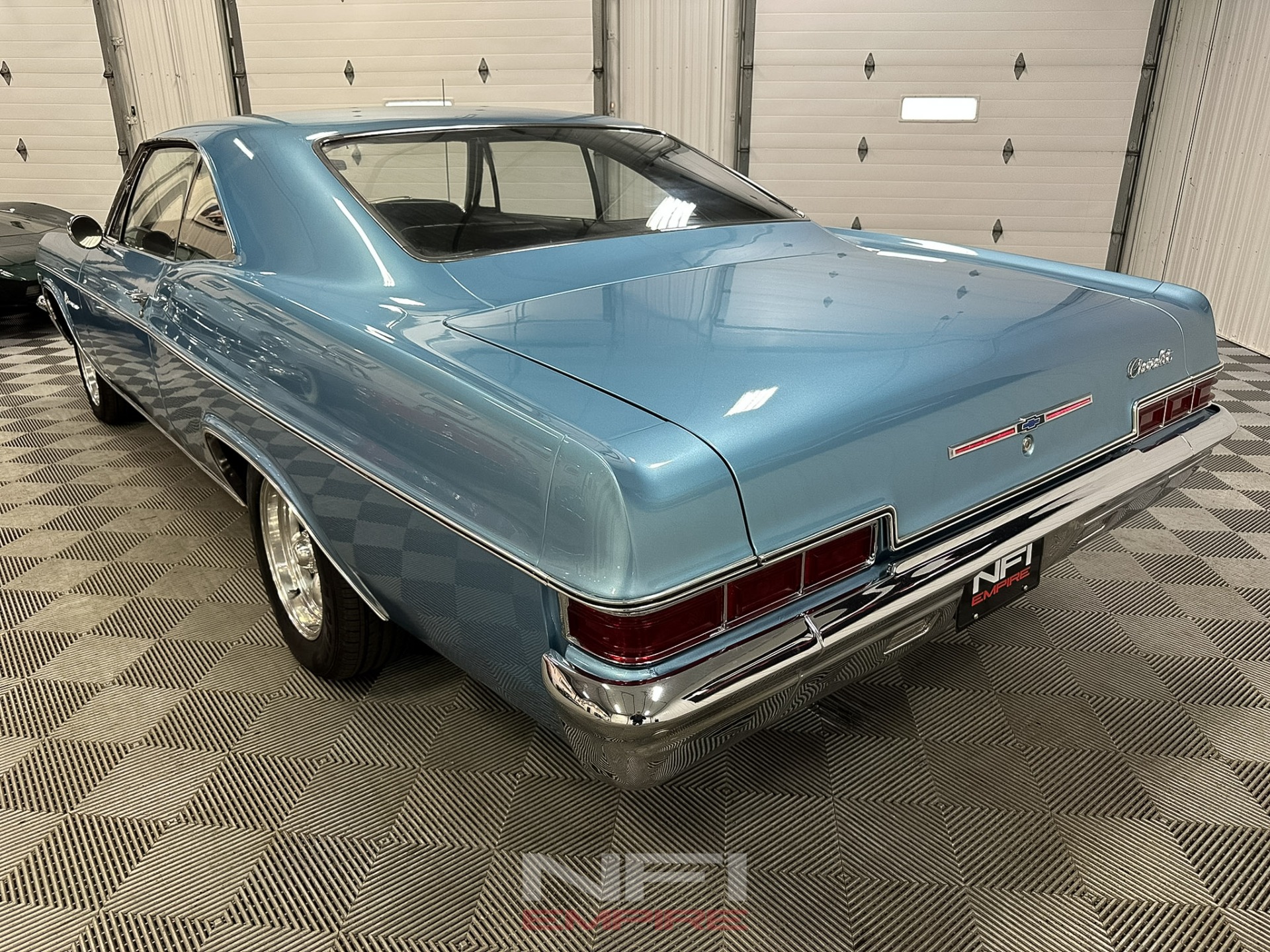 1966 Chevrolet Impala 10