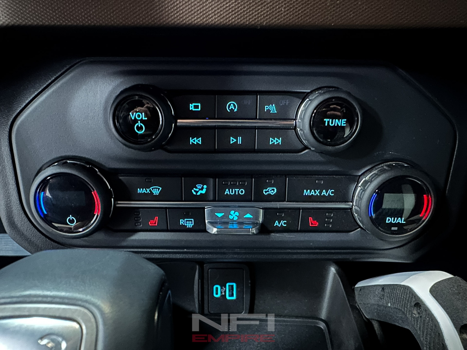 2023 Ford Bronco 27