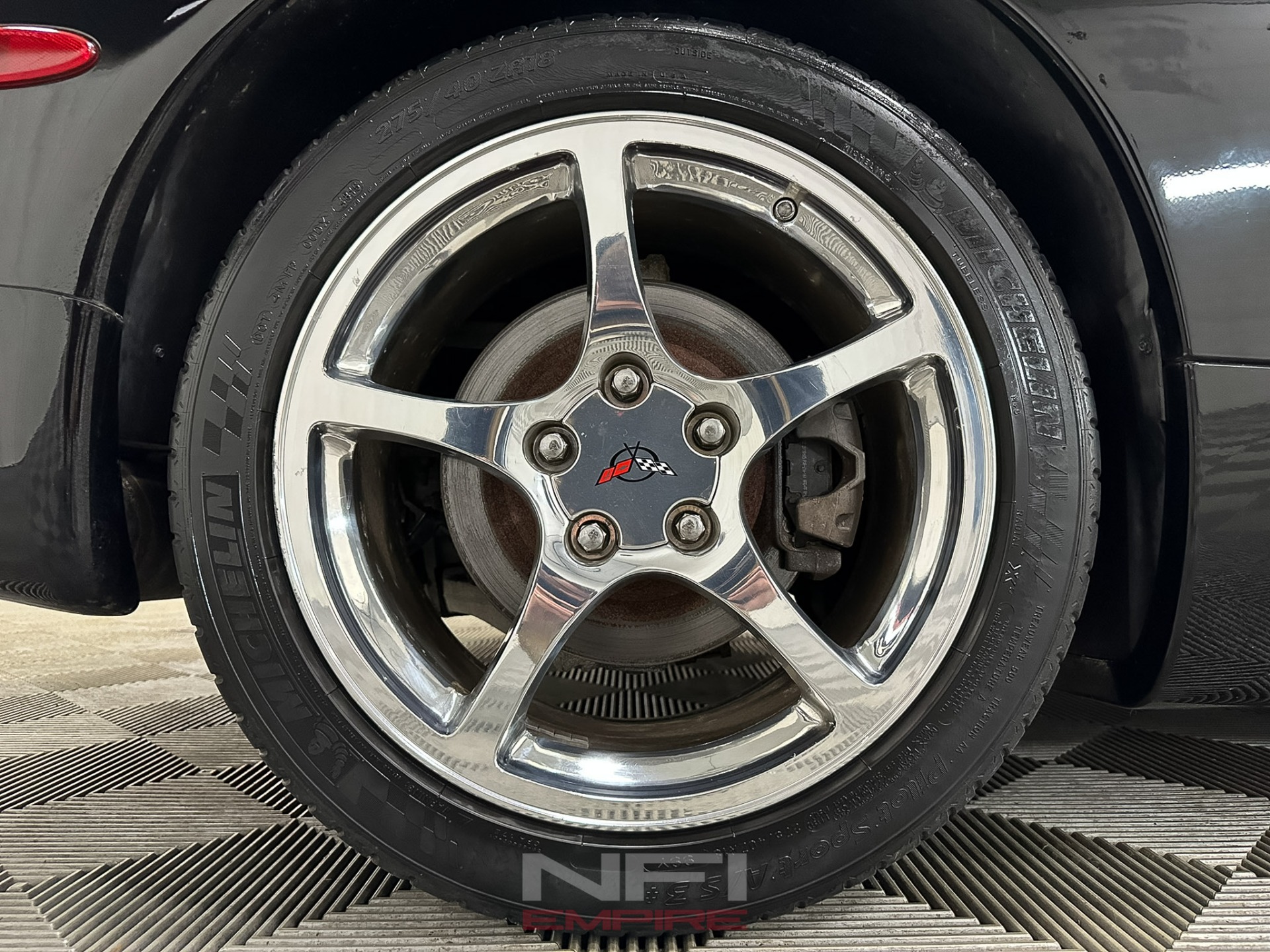 2004 Chevrolet Corvette 26