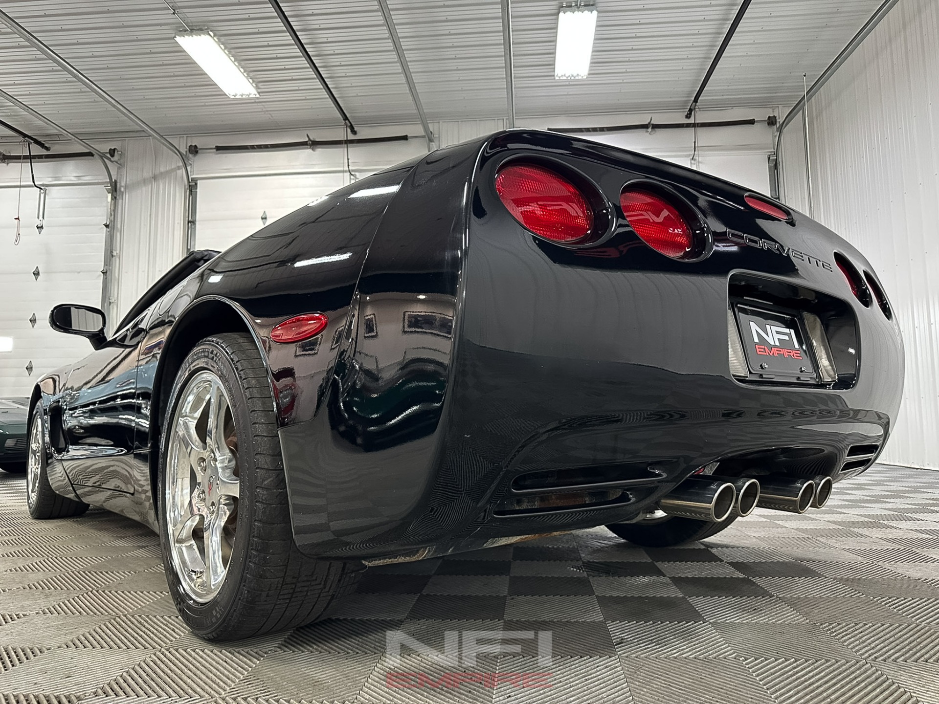2004 Chevrolet Corvette 30