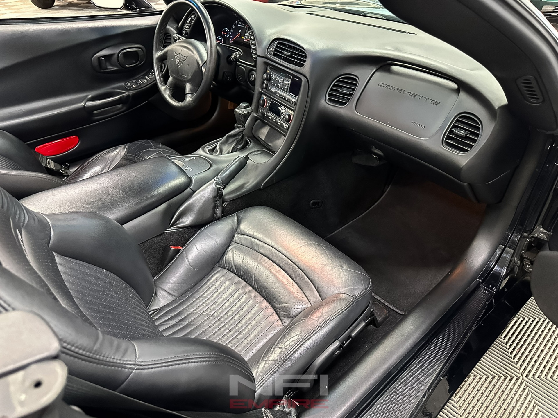 2004 Chevrolet Corvette 46
