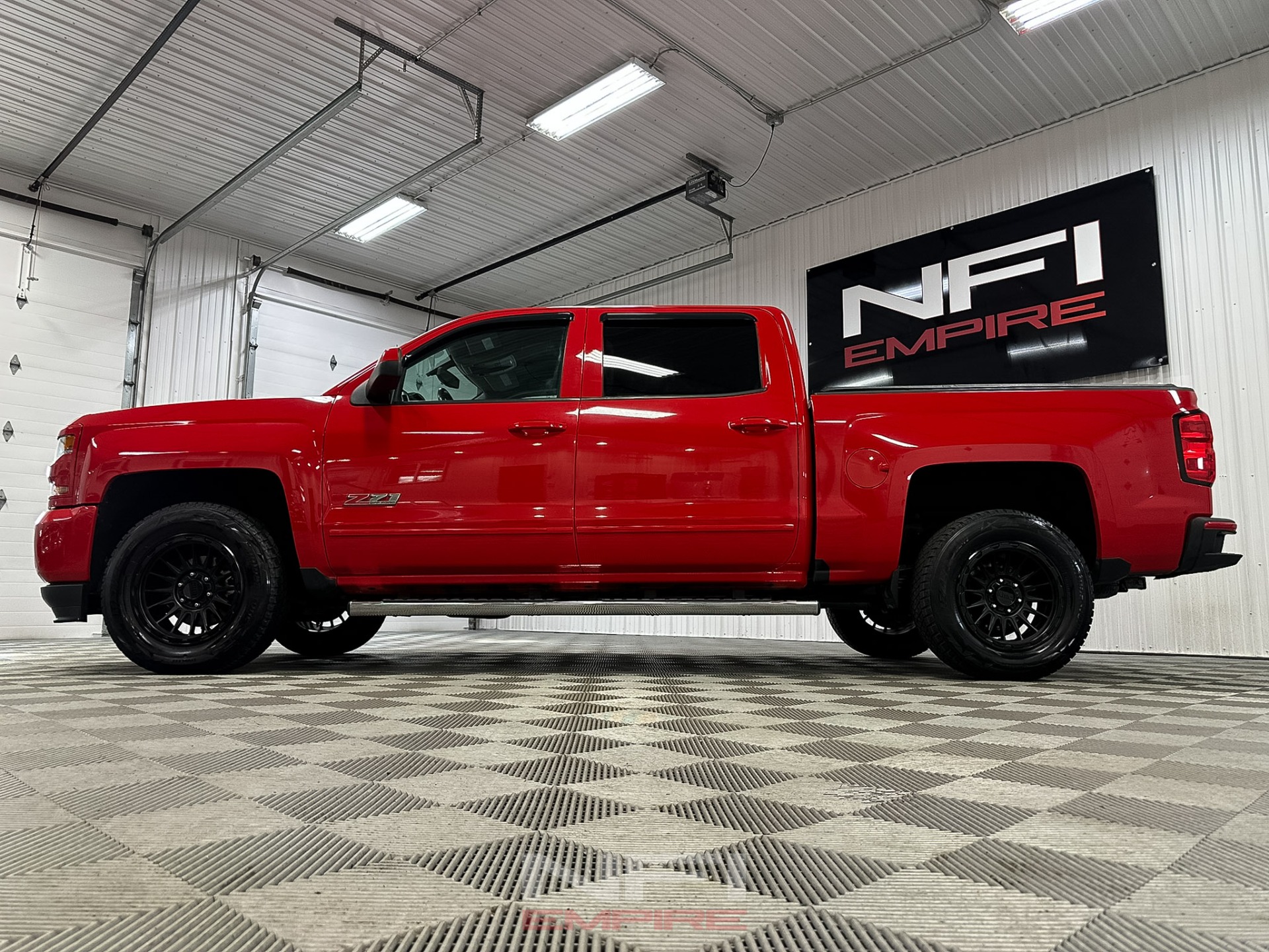 2016 Chevrolet Silverado 1500 Crew Cab 11