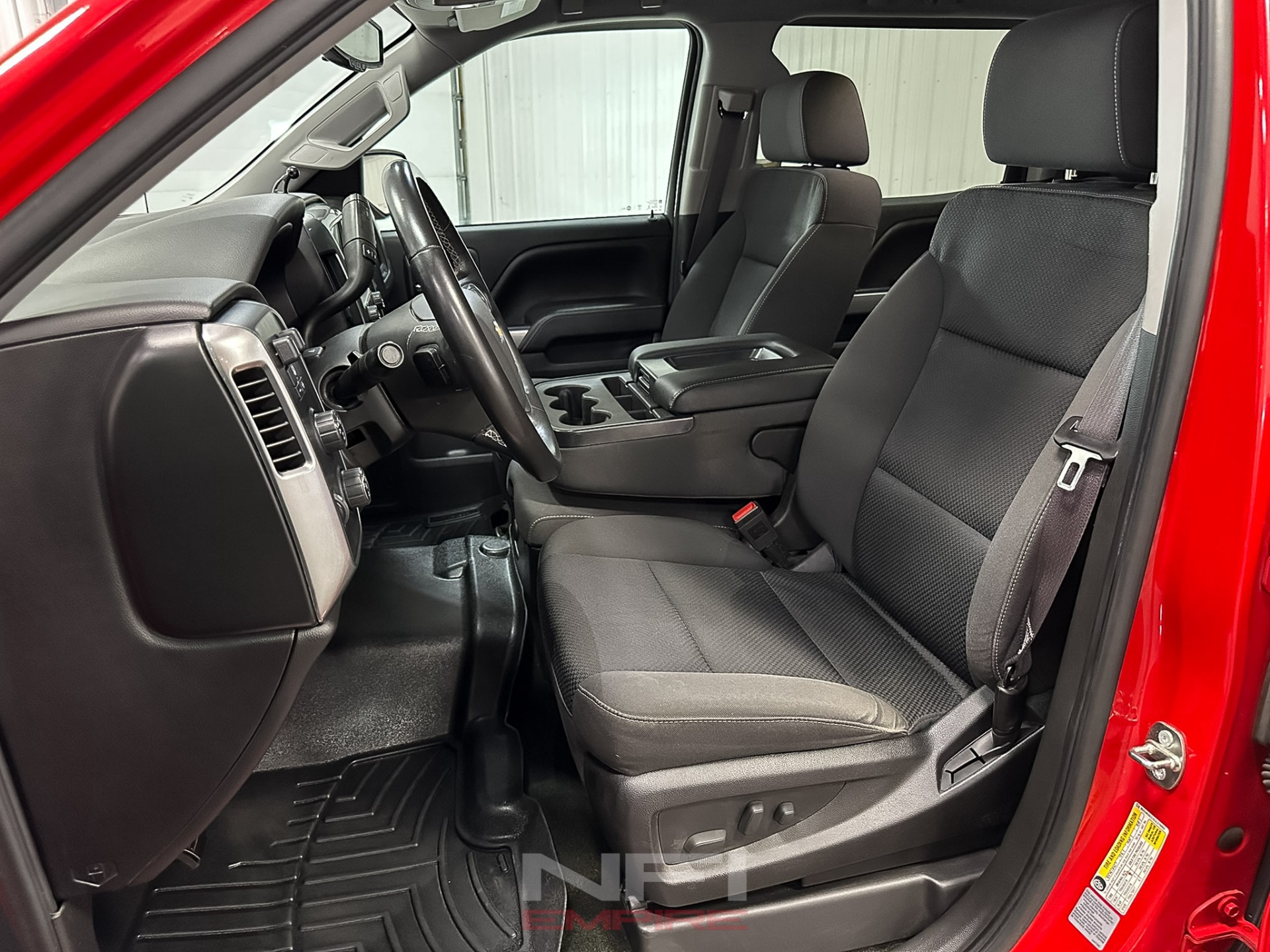 2016 Chevrolet Silverado 1500 Crew Cab 24