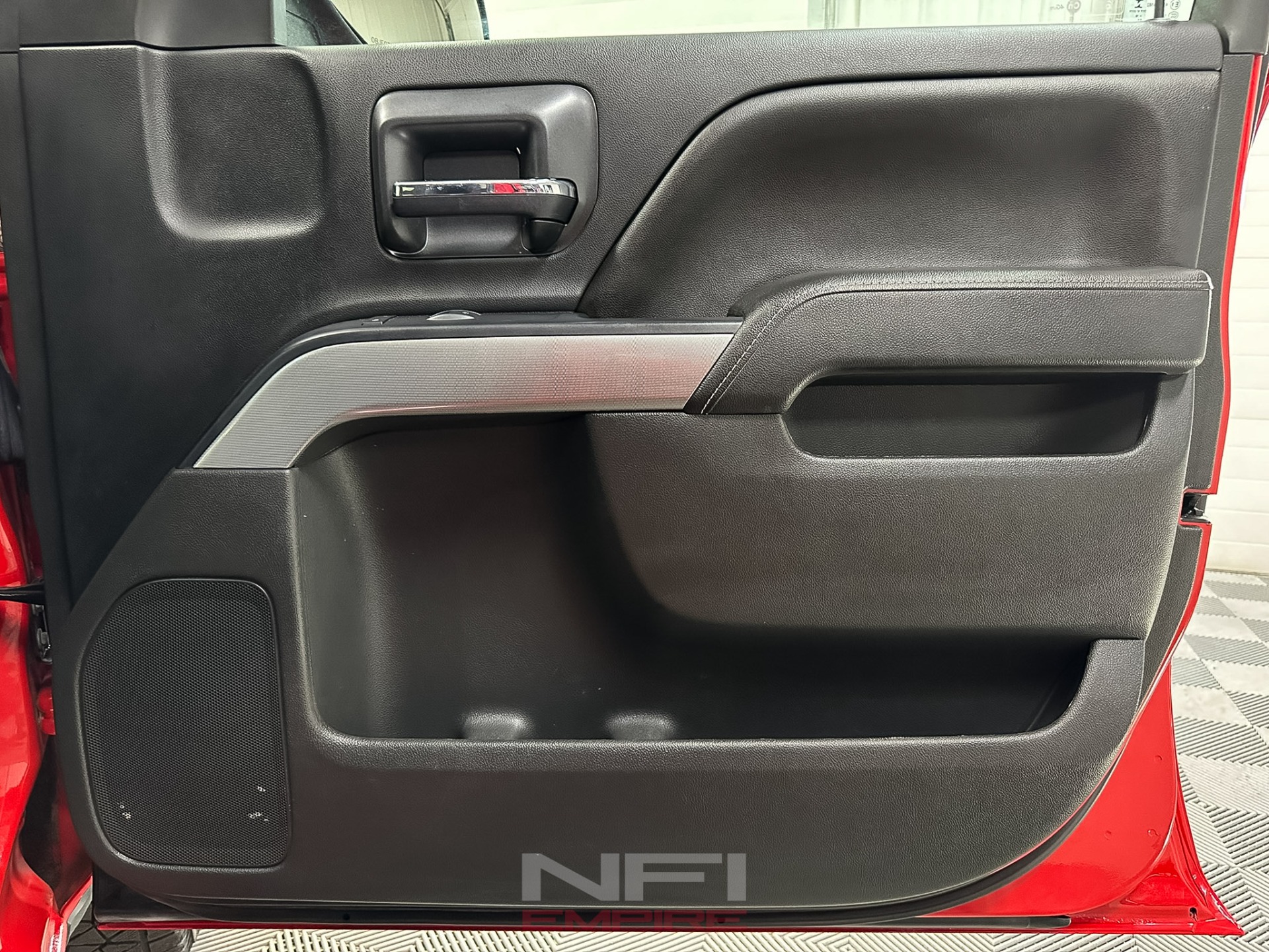 2016 Chevrolet Silverado 1500 Crew Cab 35
