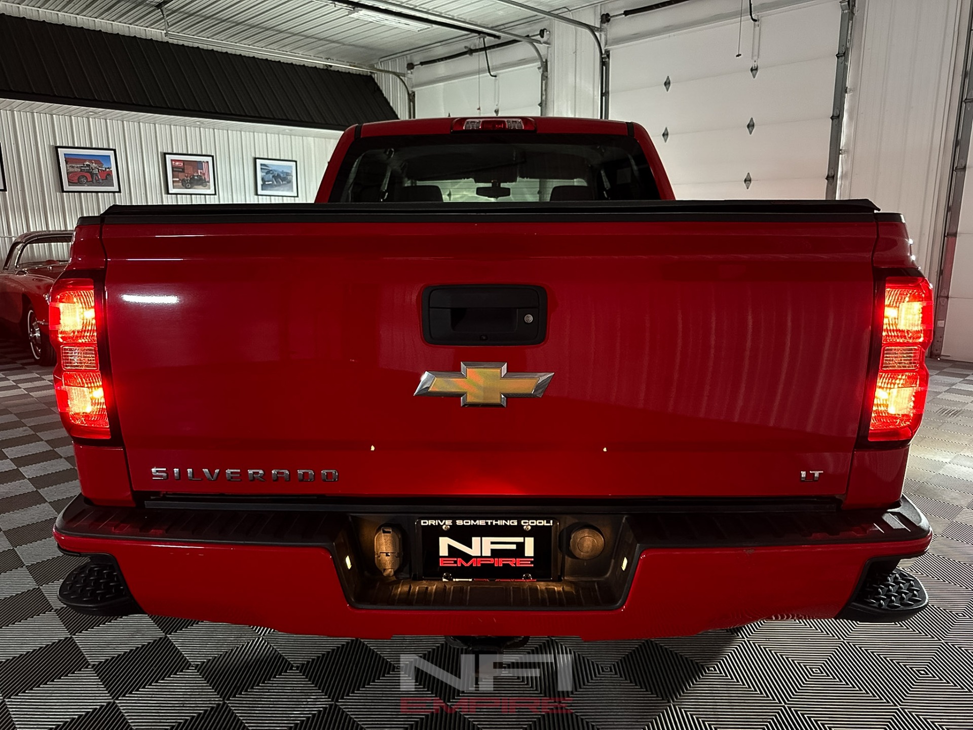 2016 Chevrolet Silverado 1500 Crew Cab 54