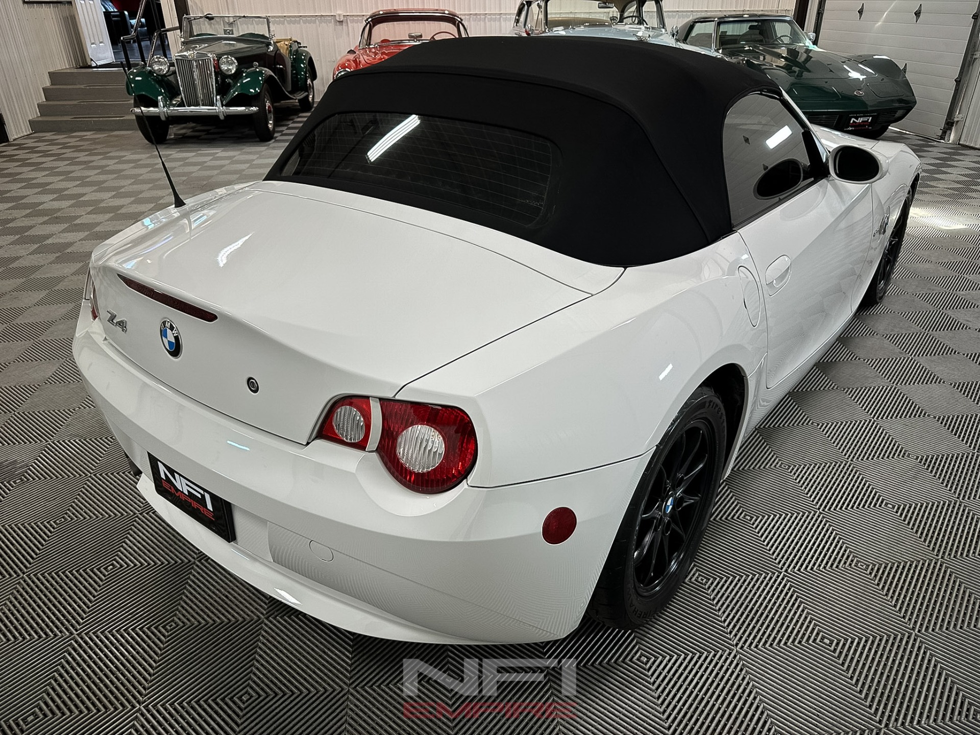 2005 BMW Z4 14