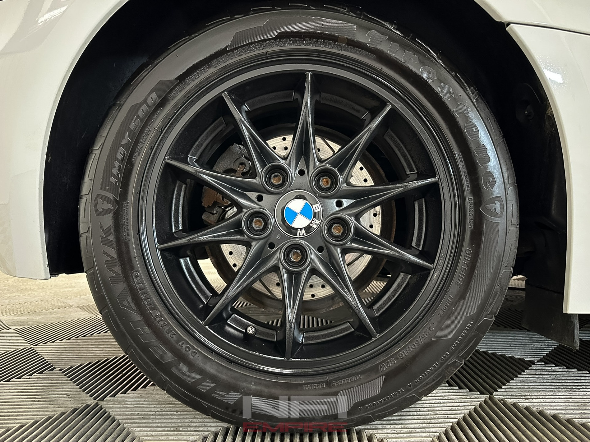 2005 BMW Z4 27