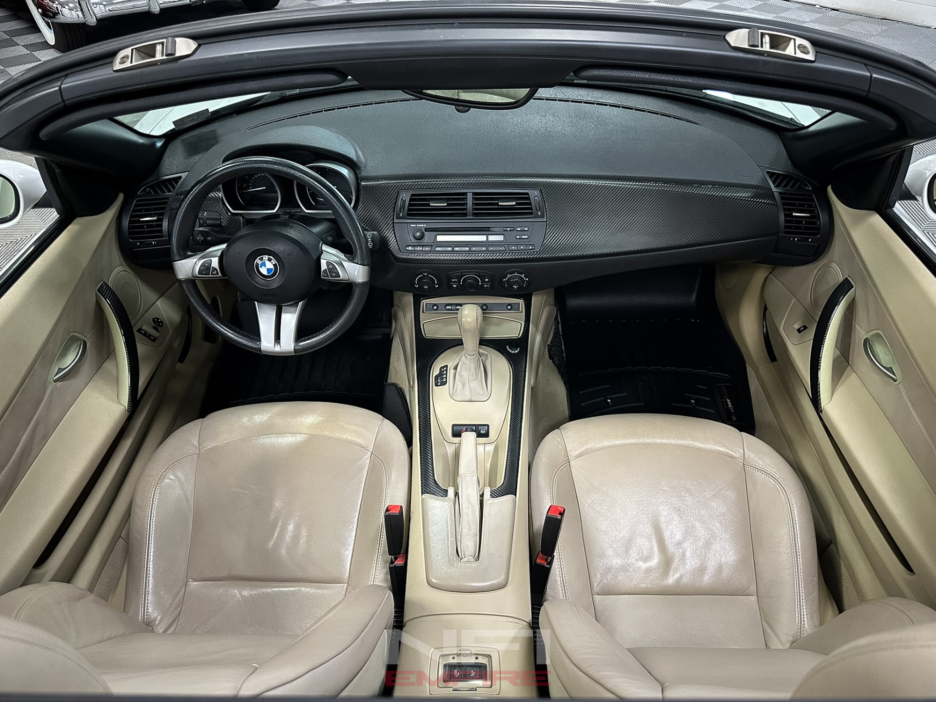 2005 BMW Z4 32