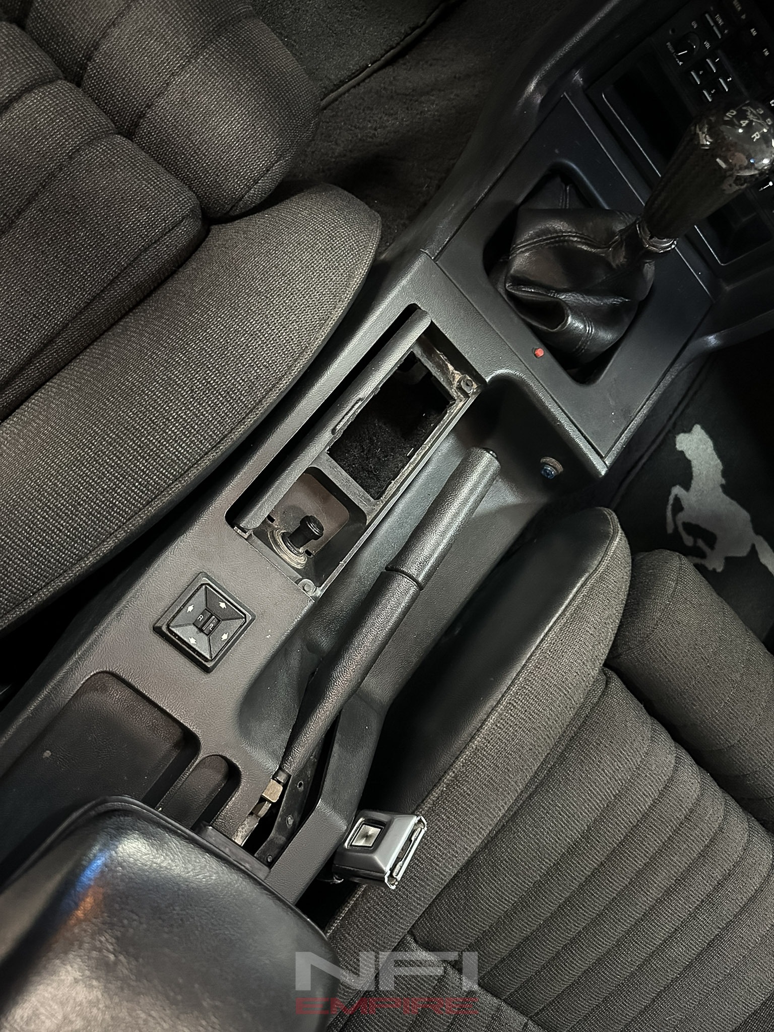1991 Ford Mustang 34