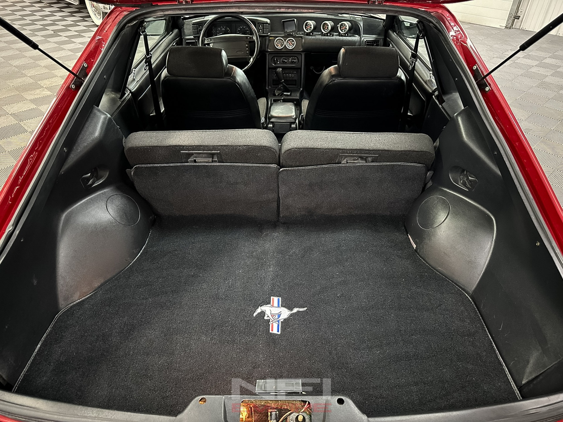 1991 Ford Mustang 42