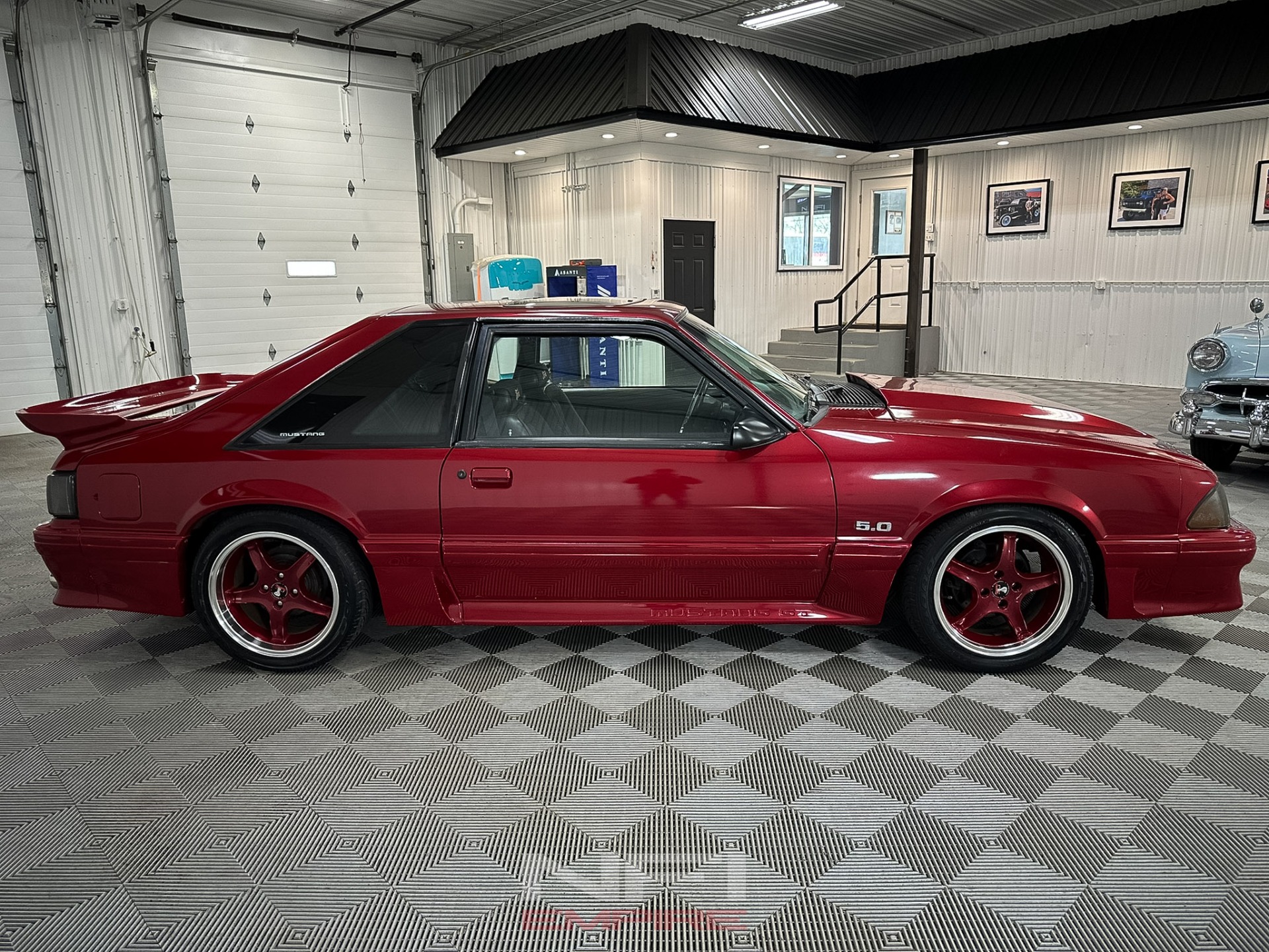 1991 Ford Mustang 7