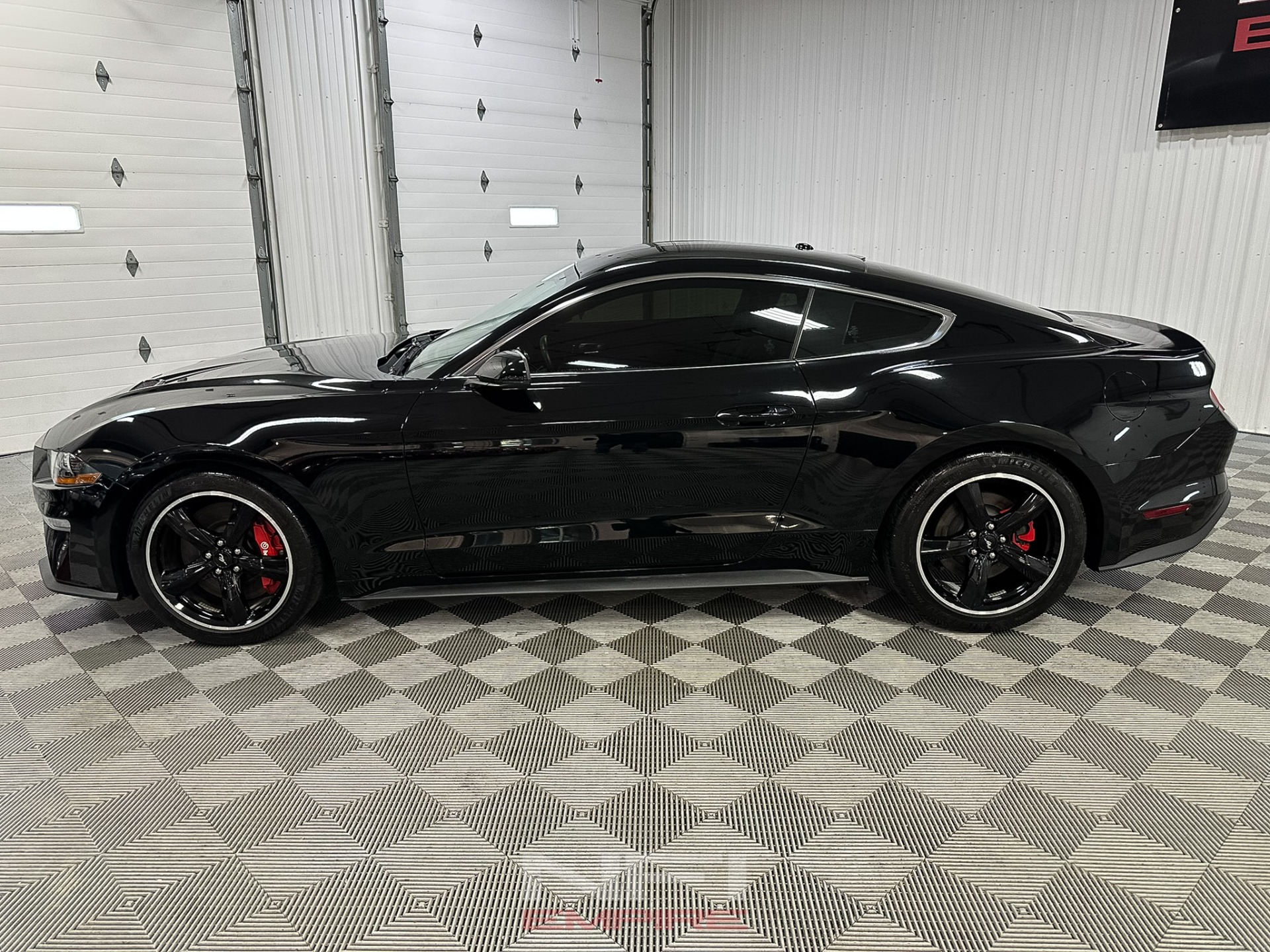 2019 Ford Mustang 2