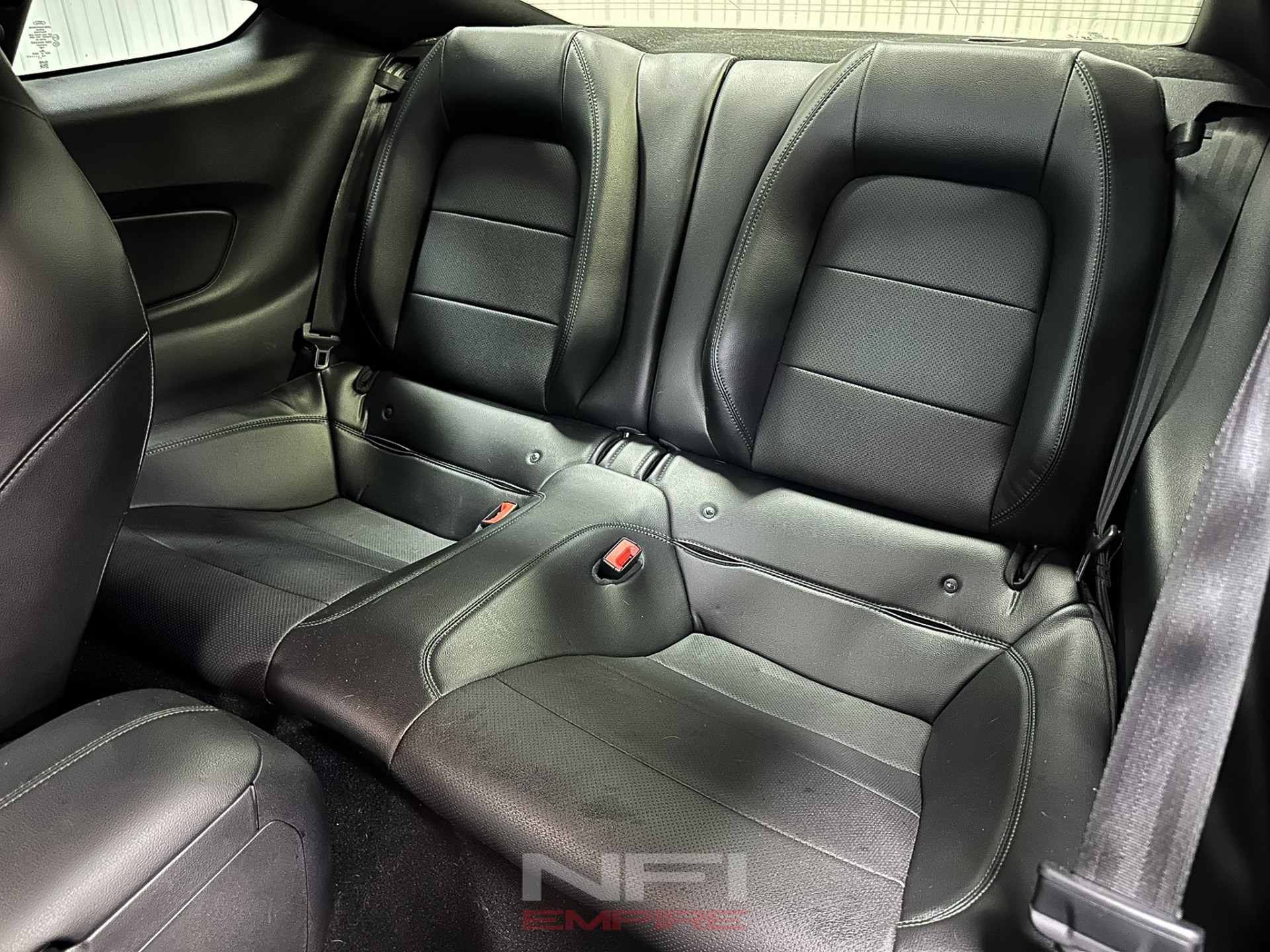 2019 Ford Mustang 32