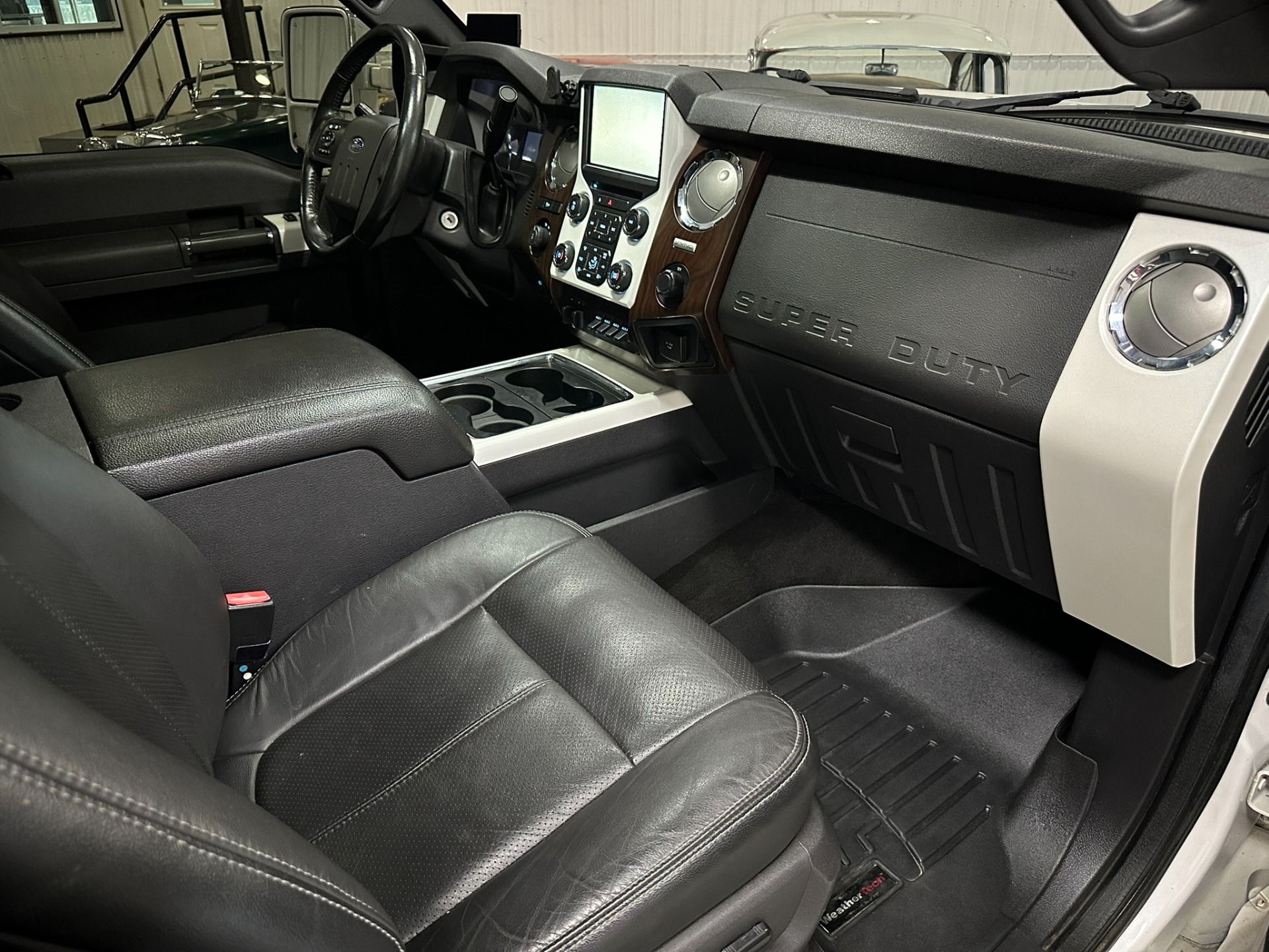 2015 Ford F250 Super Duty Crew Cab 37